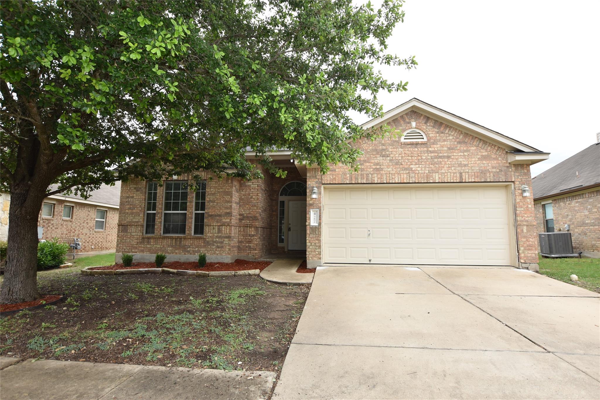 427 Tranquility Mtn, Buda, TX 78610