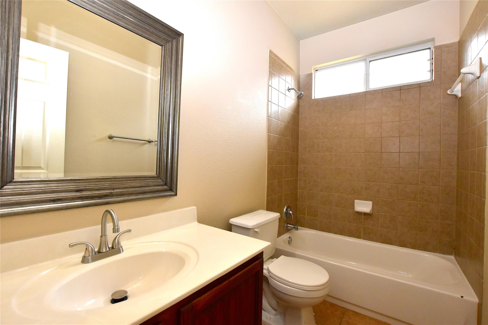 427 Tranquility Mtn, Buda, TX 78610