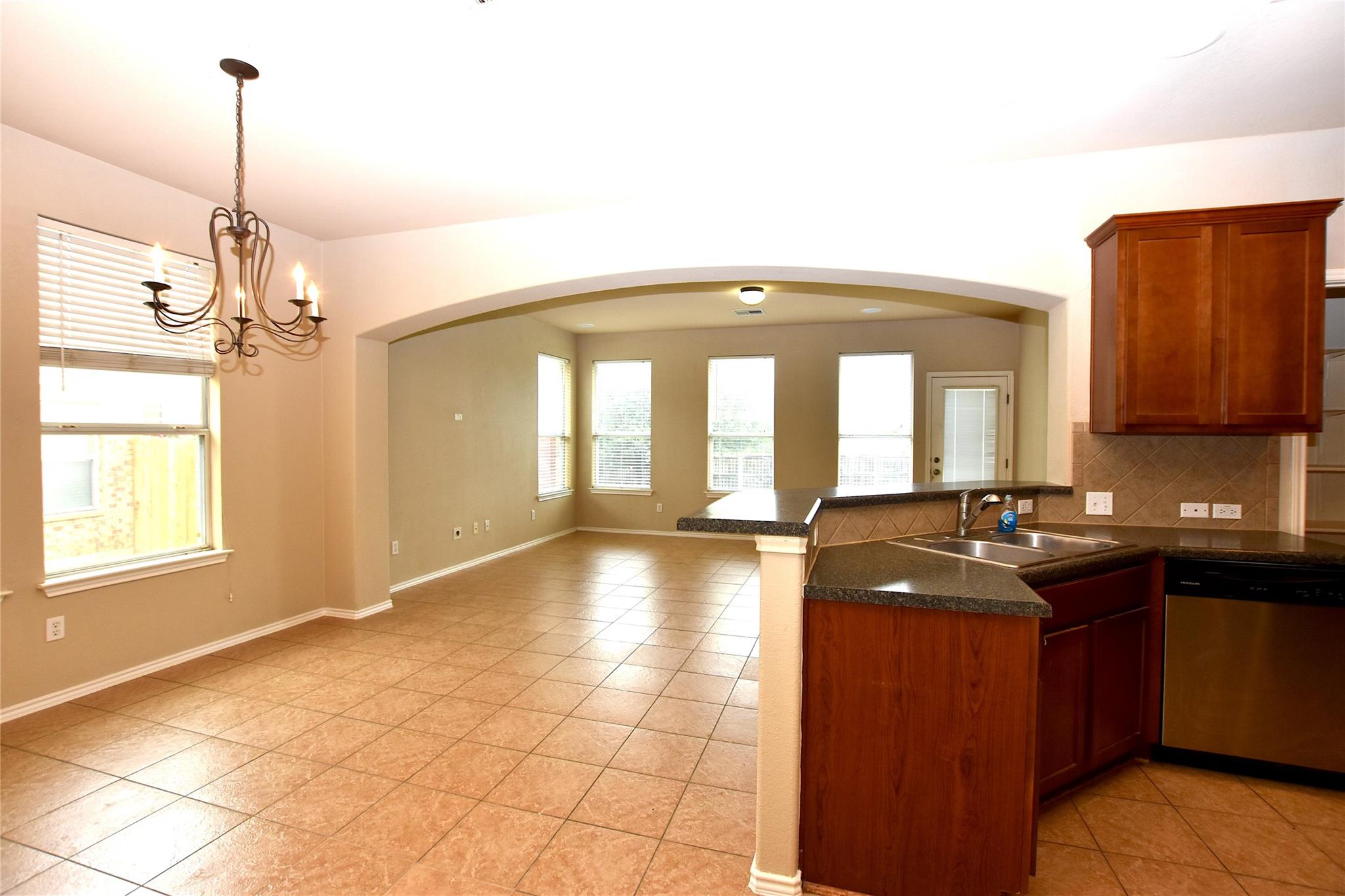 427 Tranquility Mtn, Buda, TX 78610
