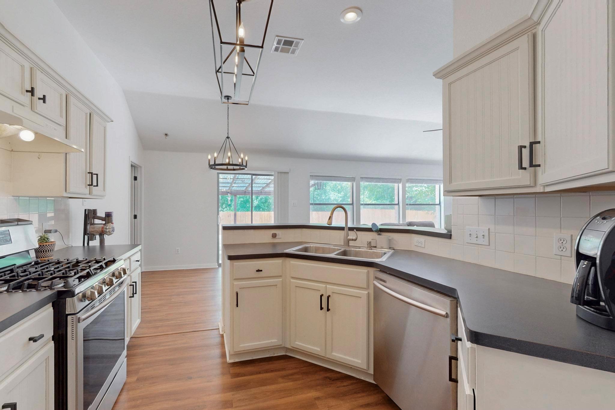 2508 Willow Way, Round Rock, TX 78664