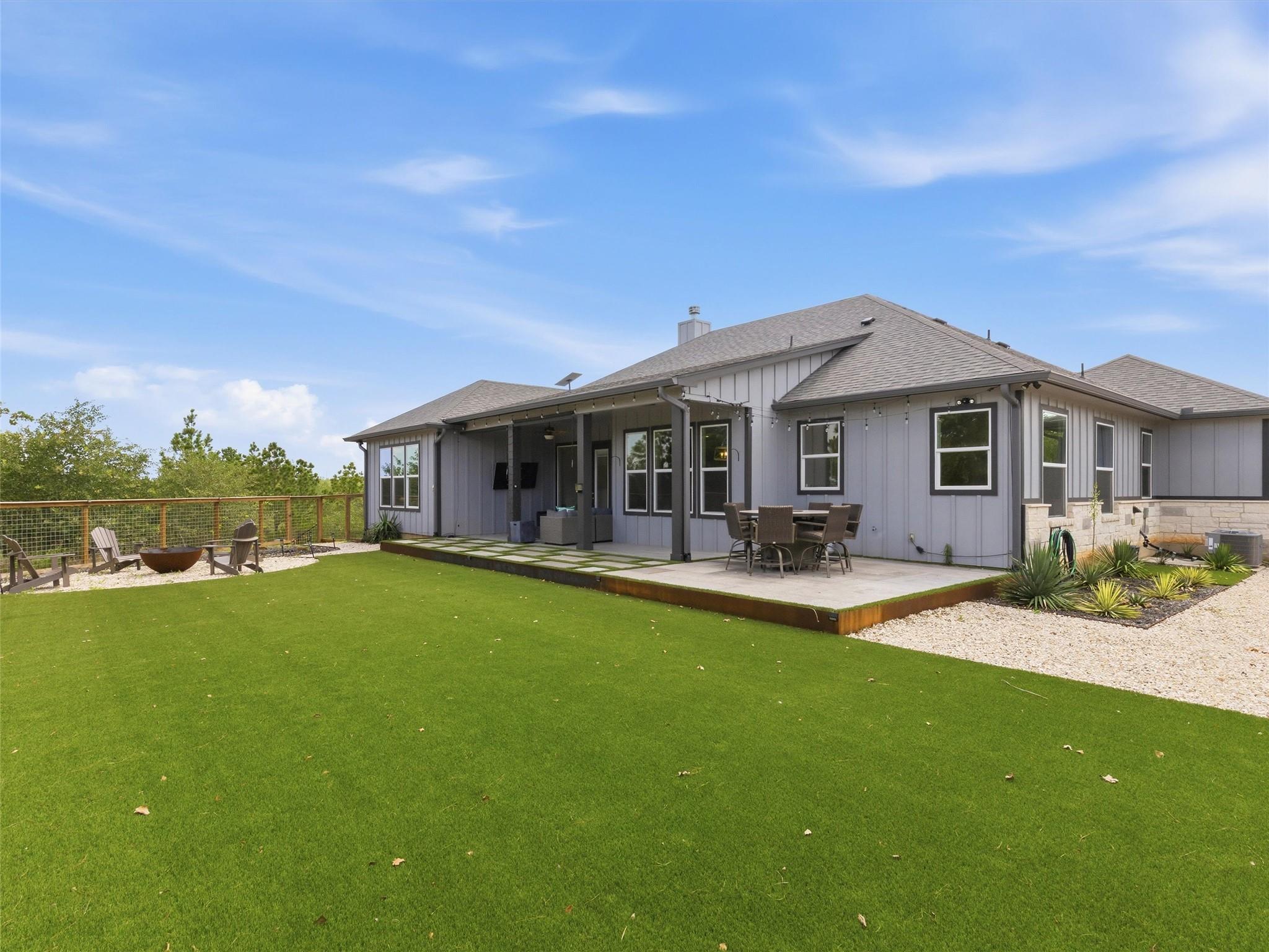 106 Pinecrest Dr, Bastrop, TX 78602