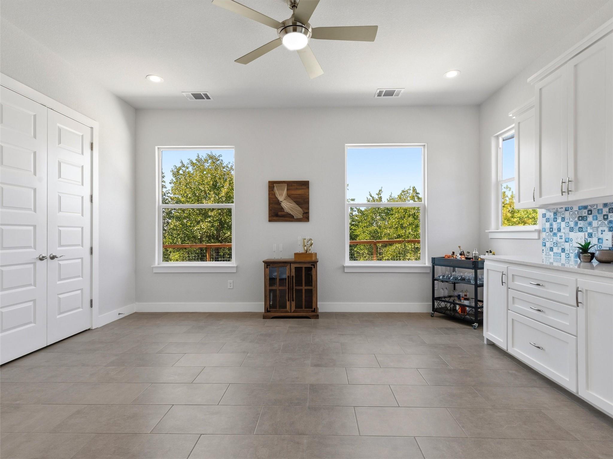 106 Pinecrest Dr, Bastrop, TX 78602