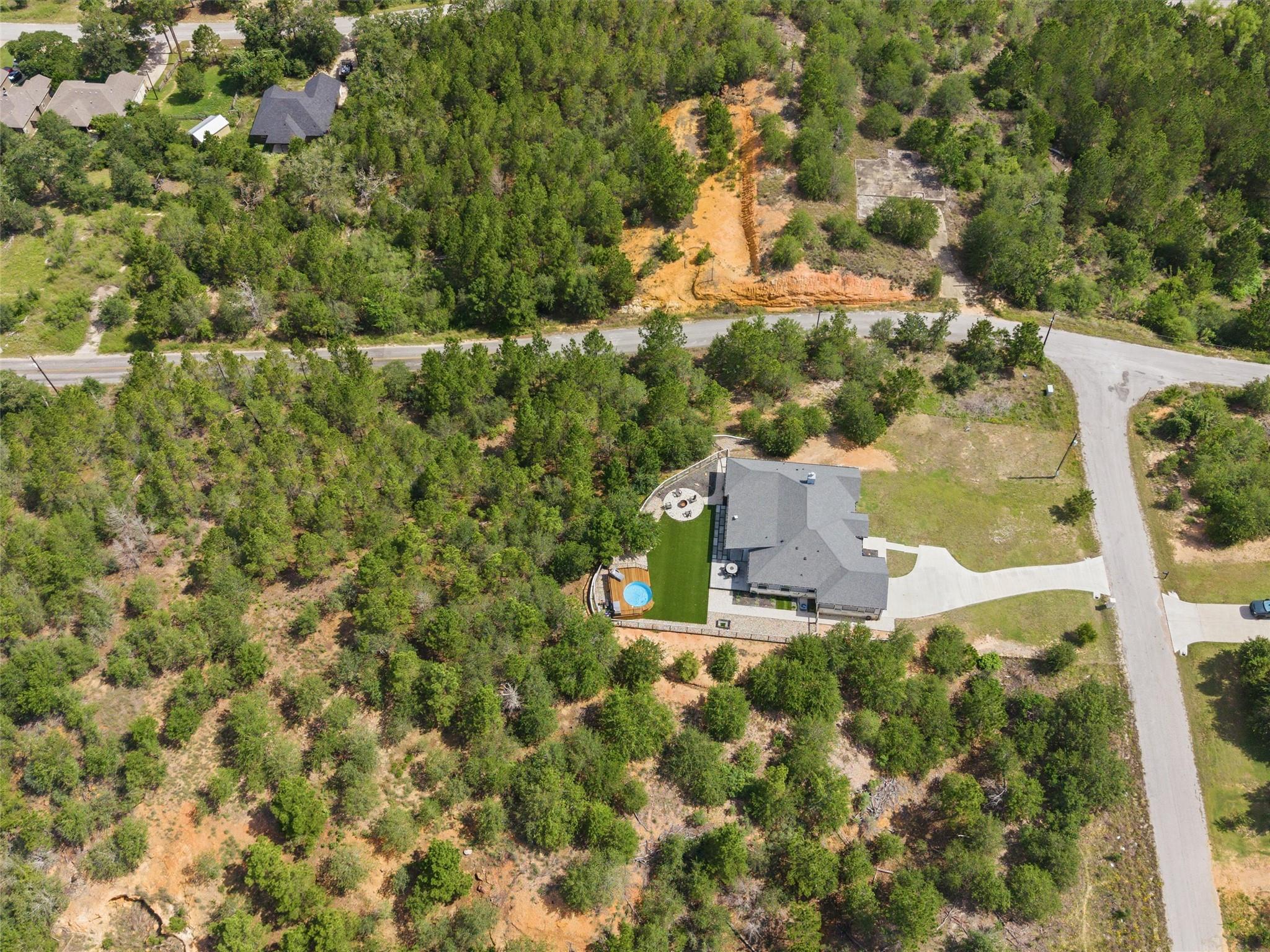 106 Pinecrest Dr, Bastrop, TX 78602