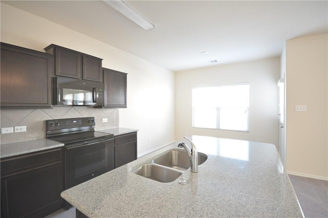 324 Circle Way, Jarrell, TX 76537