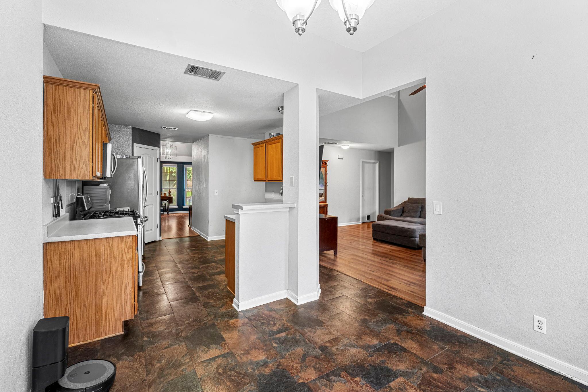 112 Dogwood Dr, Georgetown, TX 78626