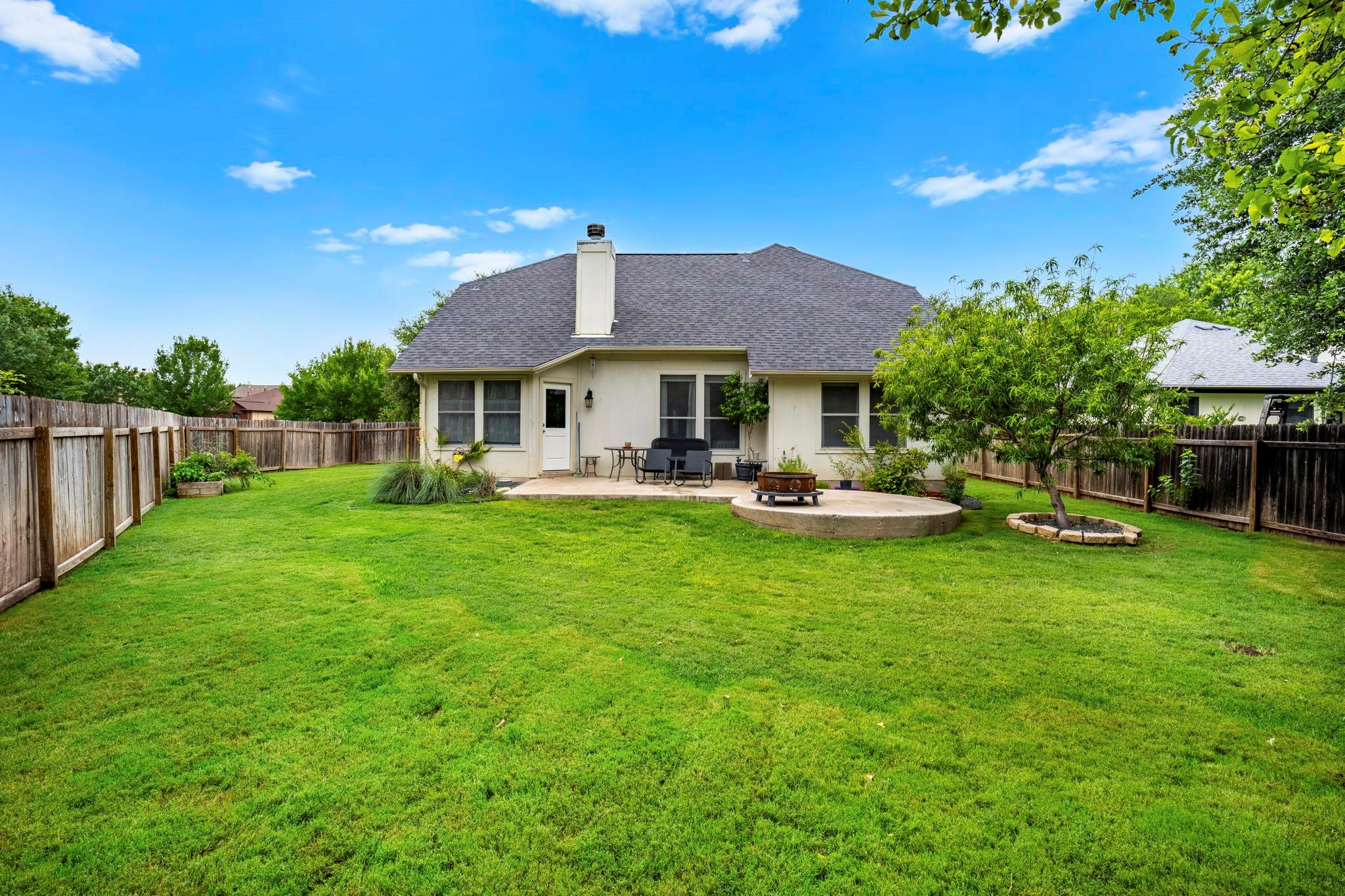 112 Dogwood Dr, Georgetown, TX 78626