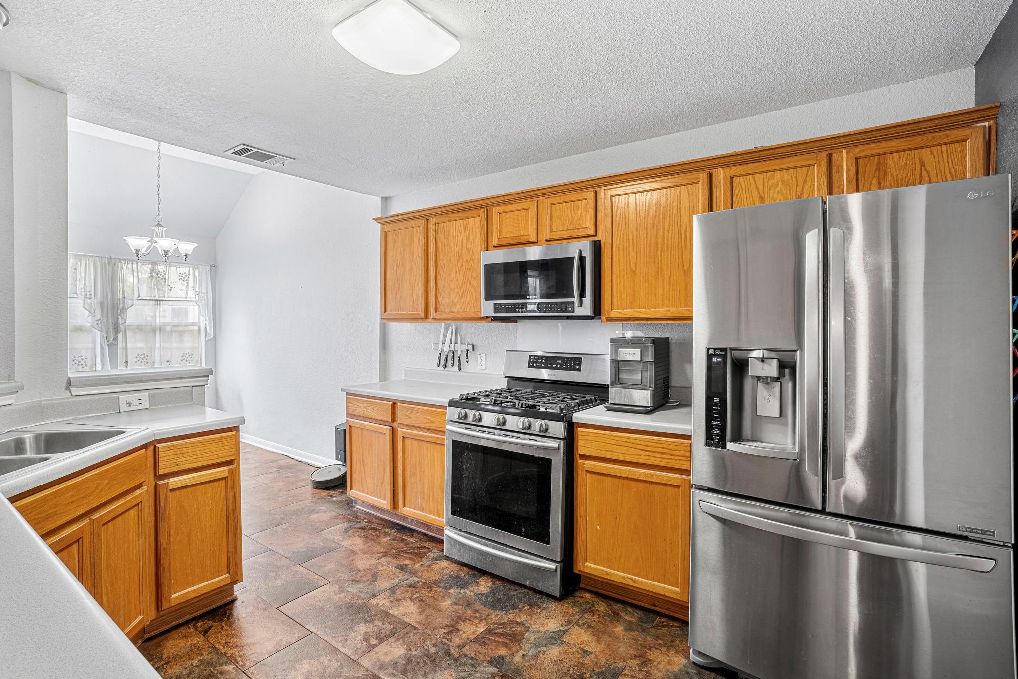 112 Dogwood Dr, Georgetown, TX 78626