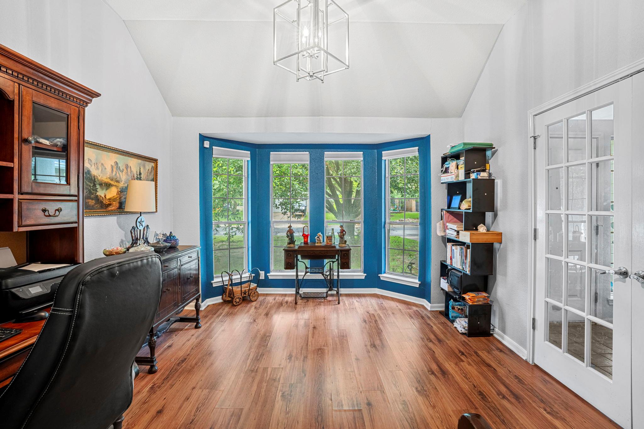 112 Dogwood Dr, Georgetown, TX 78626