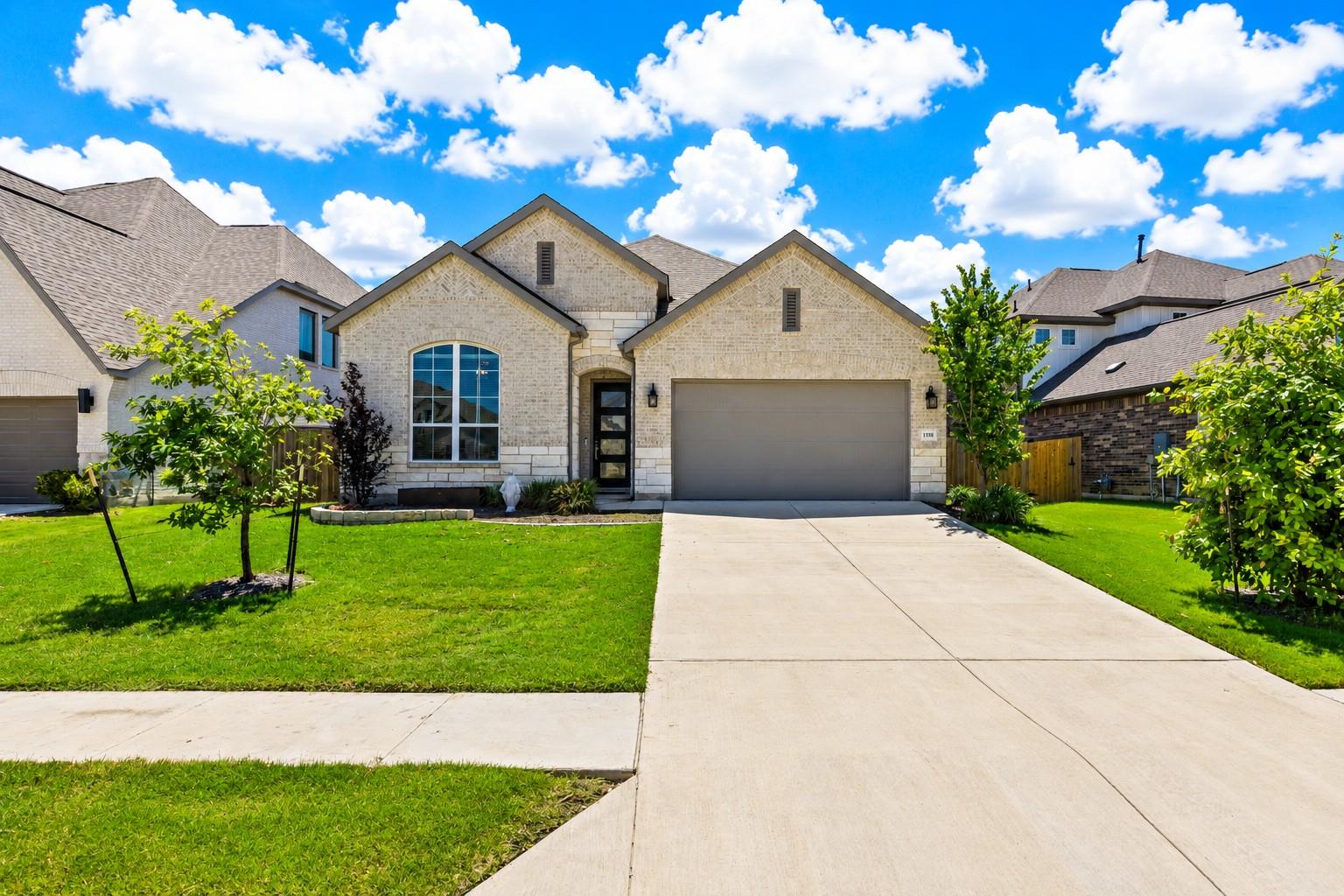 1332 Golden Celebration Bnd, Leander, TX 78641