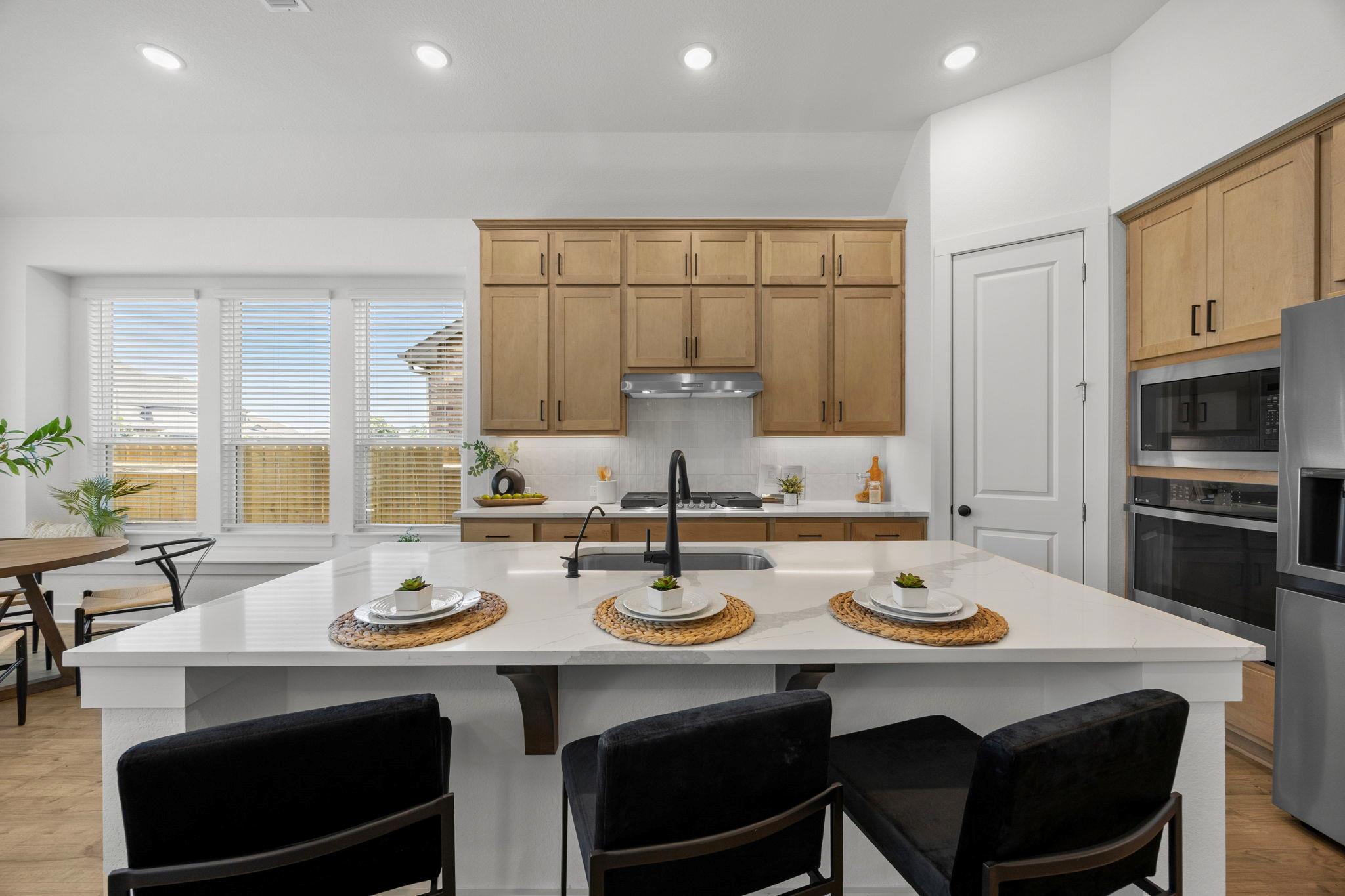 1332 Golden Celebration Bnd, Leander, TX 78641