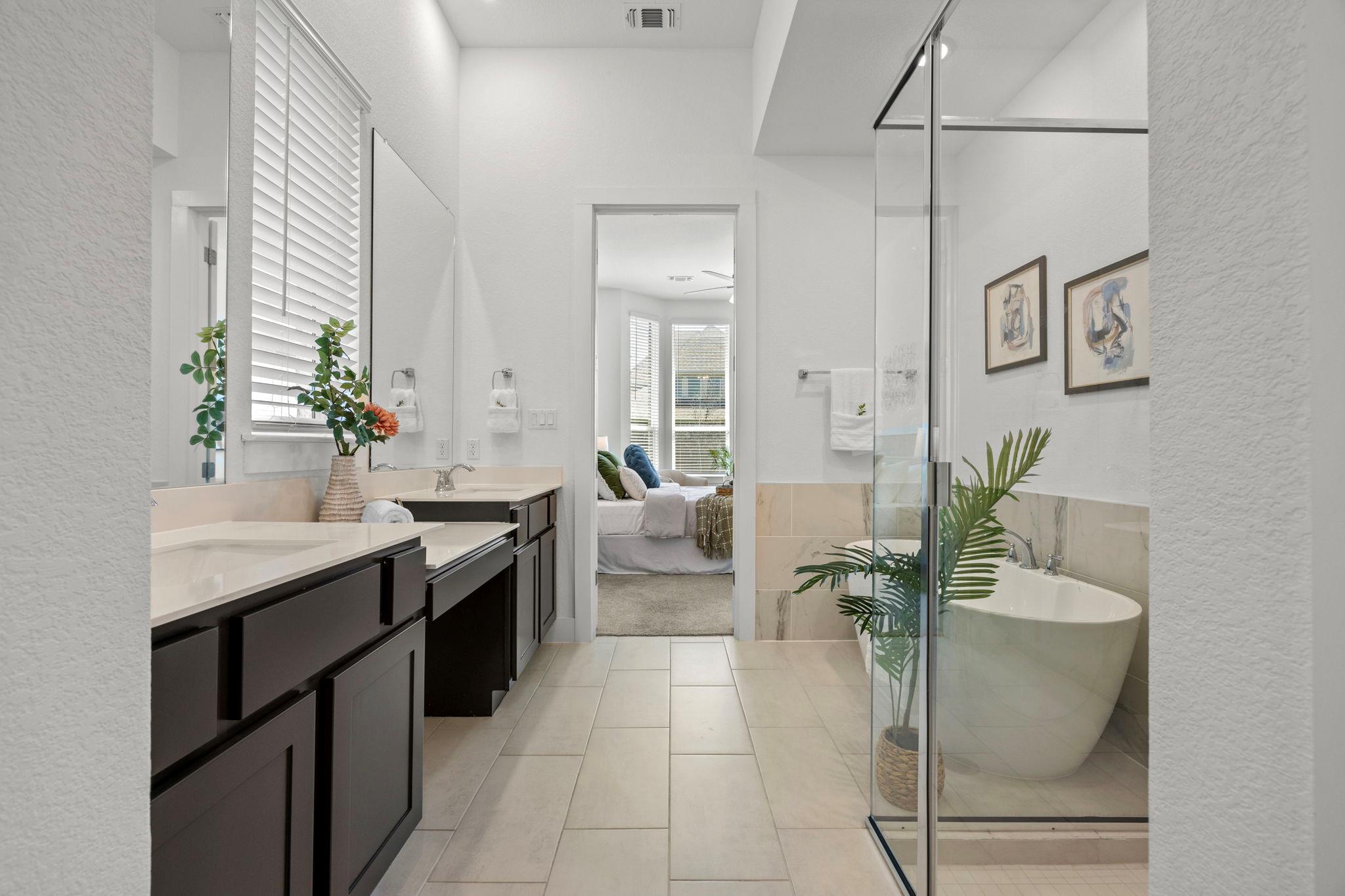 1332 Golden Celebration Bnd, Leander, TX 78641