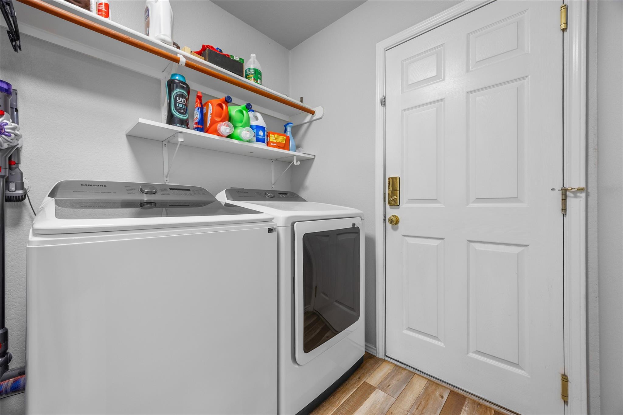 951 Brandi Cir, Kyle, TX 78640