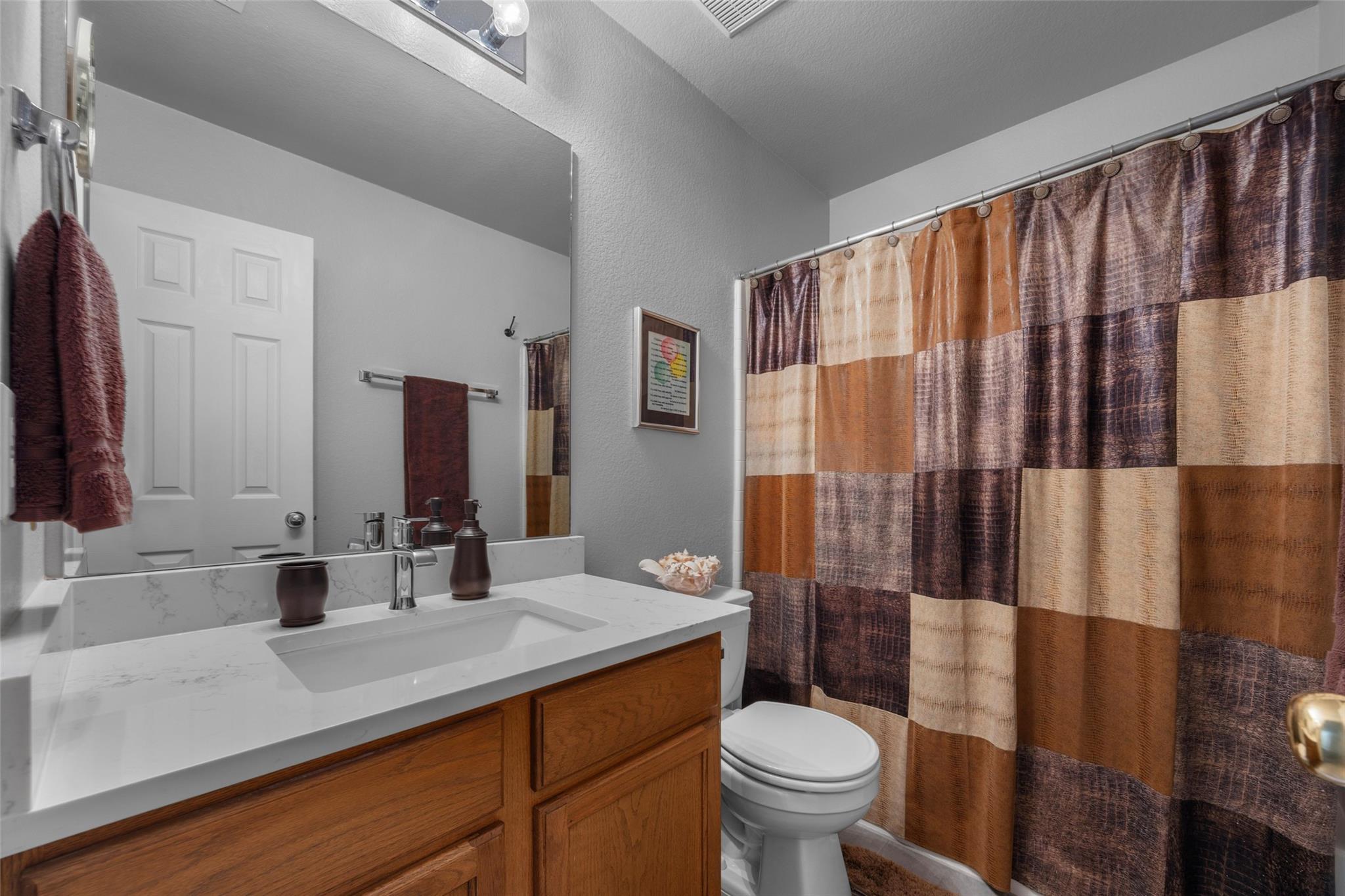 951 Brandi Cir, Kyle, TX 78640