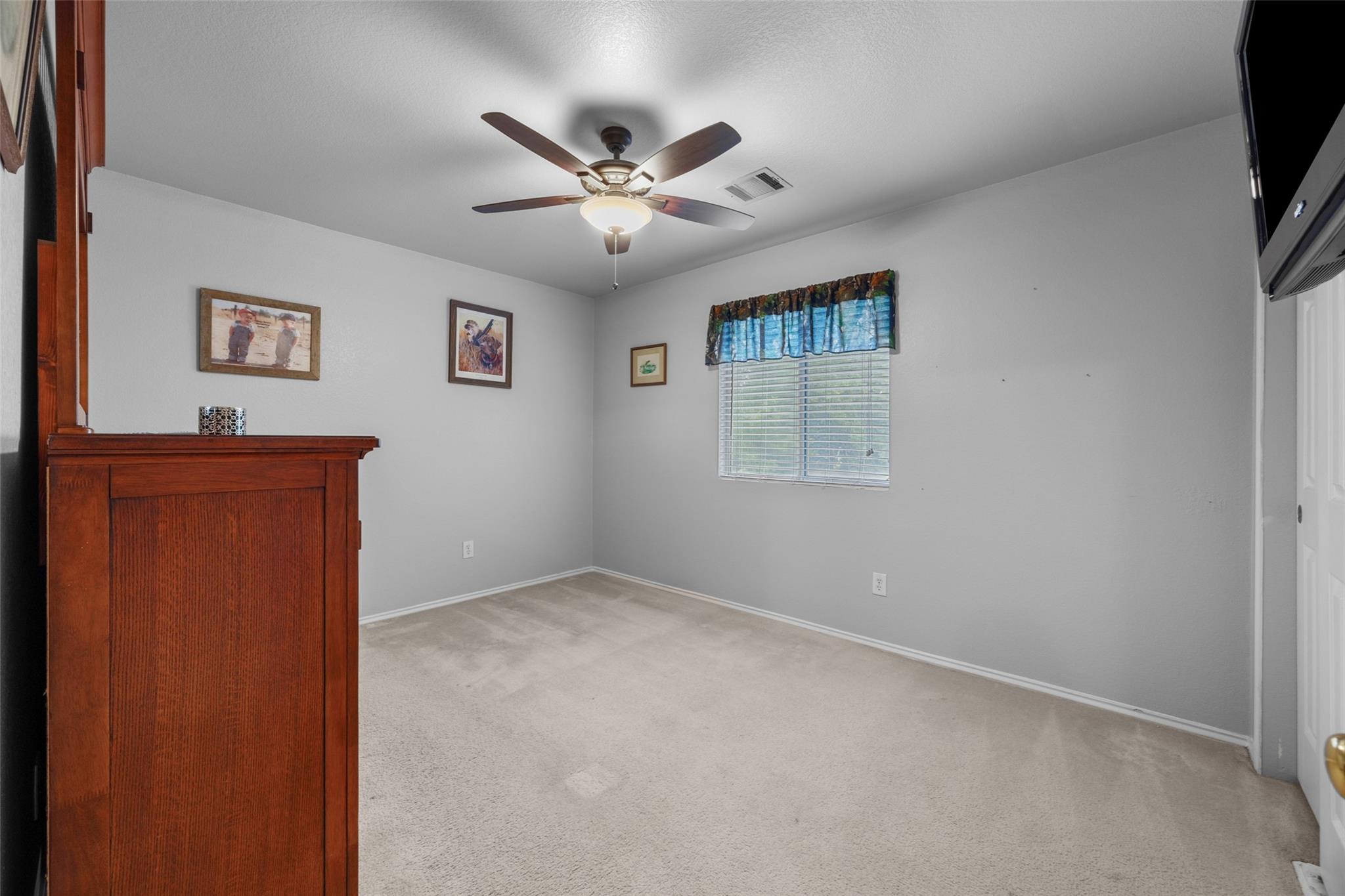 951 Brandi Cir, Kyle, TX 78640