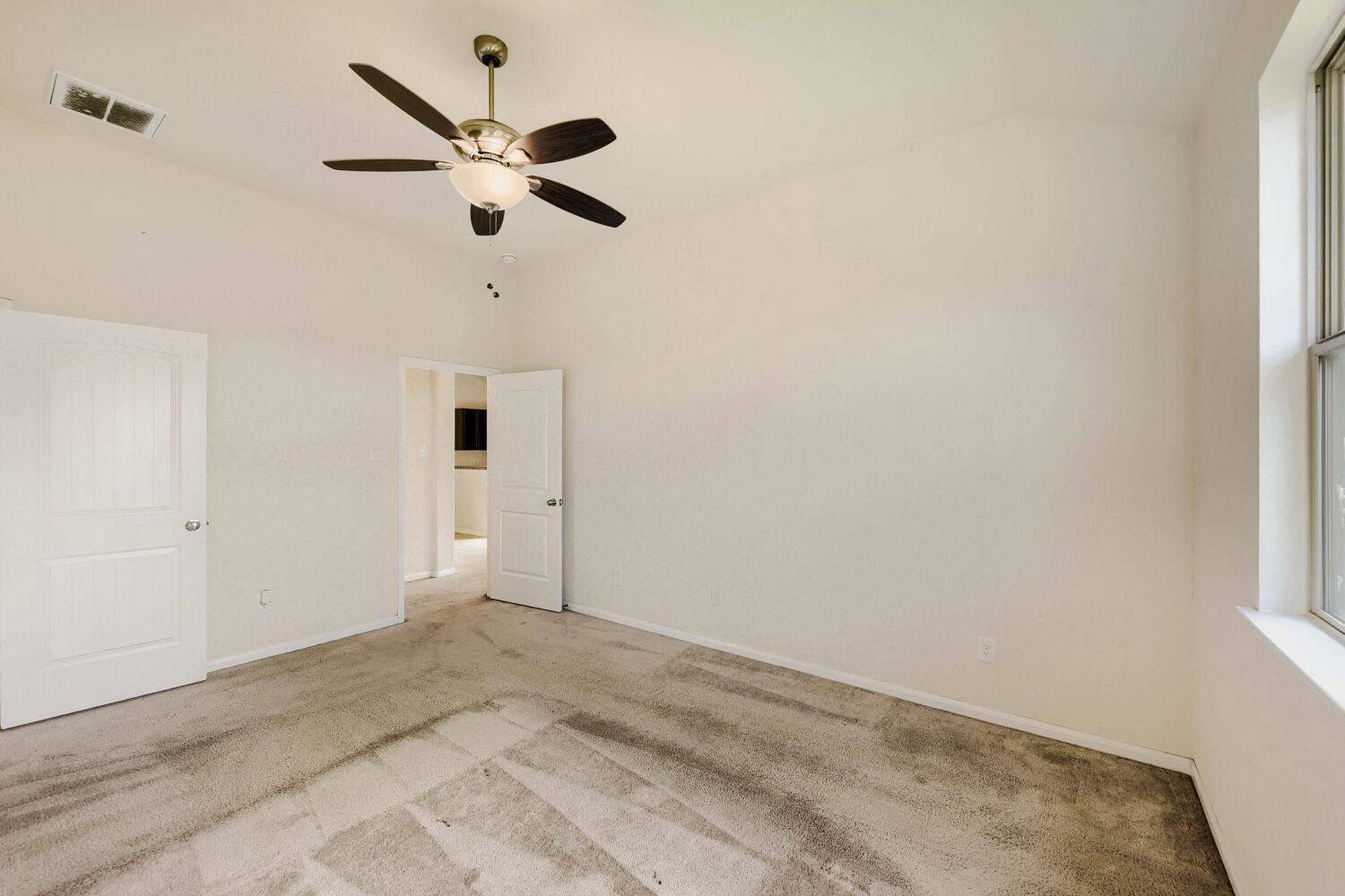 13990 Katlin Rd, Cut and Shoot, TX 77306
