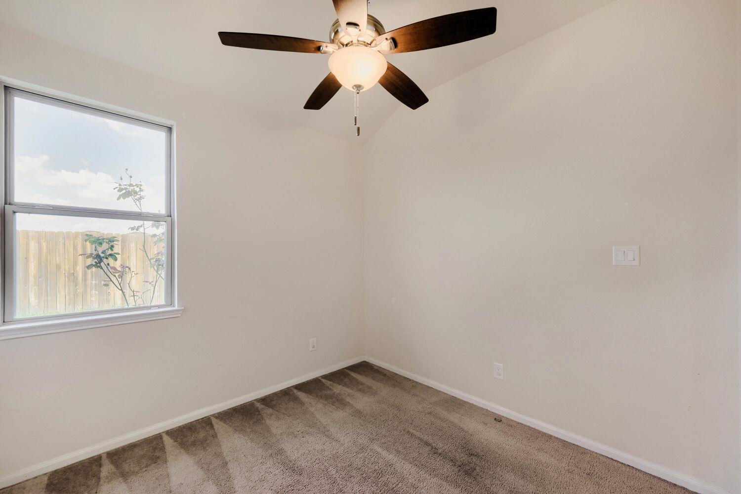 13990 Katlin Rd, Cut and Shoot, TX 77306