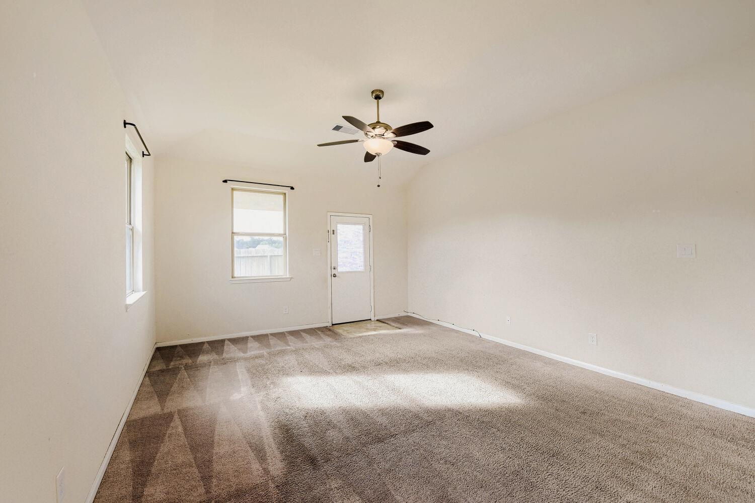 13990 Katlin Rd, Cut and Shoot, TX 77306