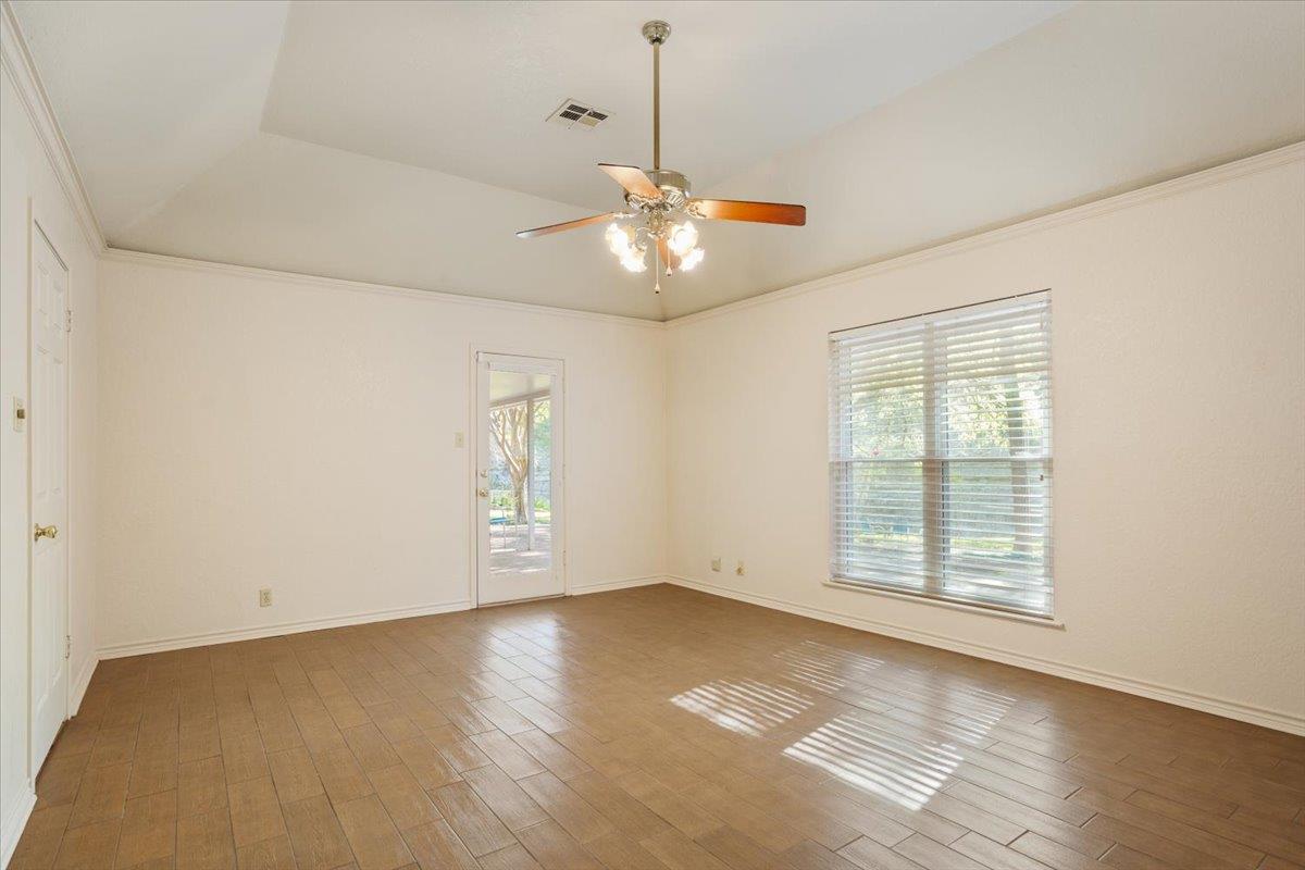 2422 Smith Bluff Rd, Salado, TX 76571