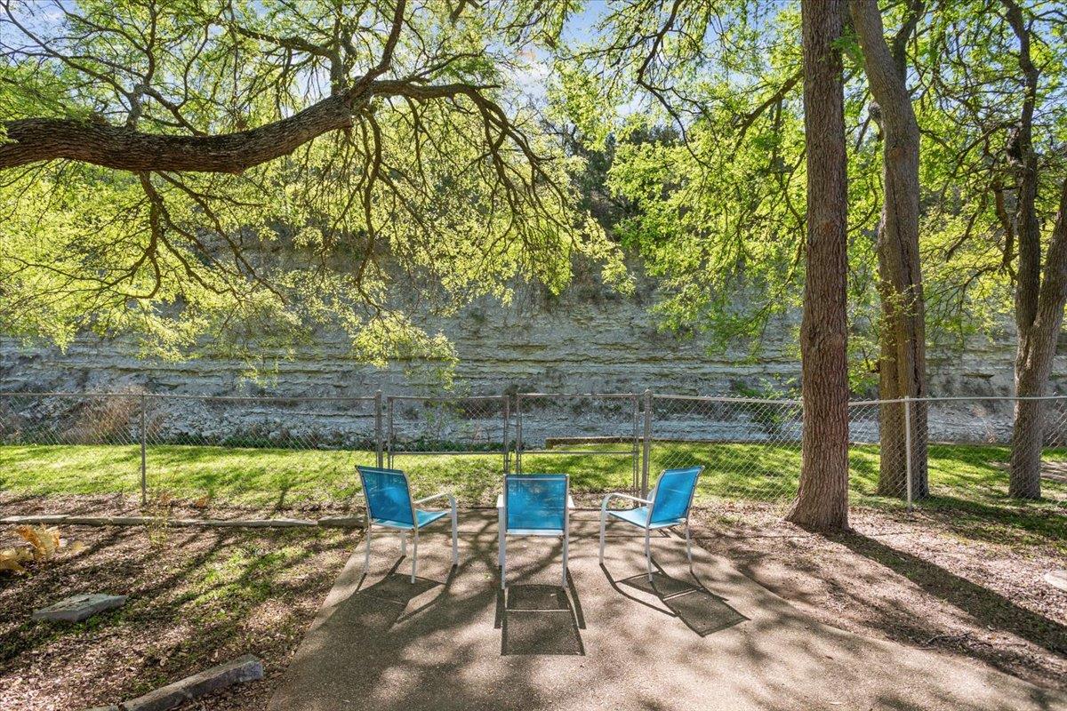 2422 Smith Bluff Rd, Salado, TX 76571