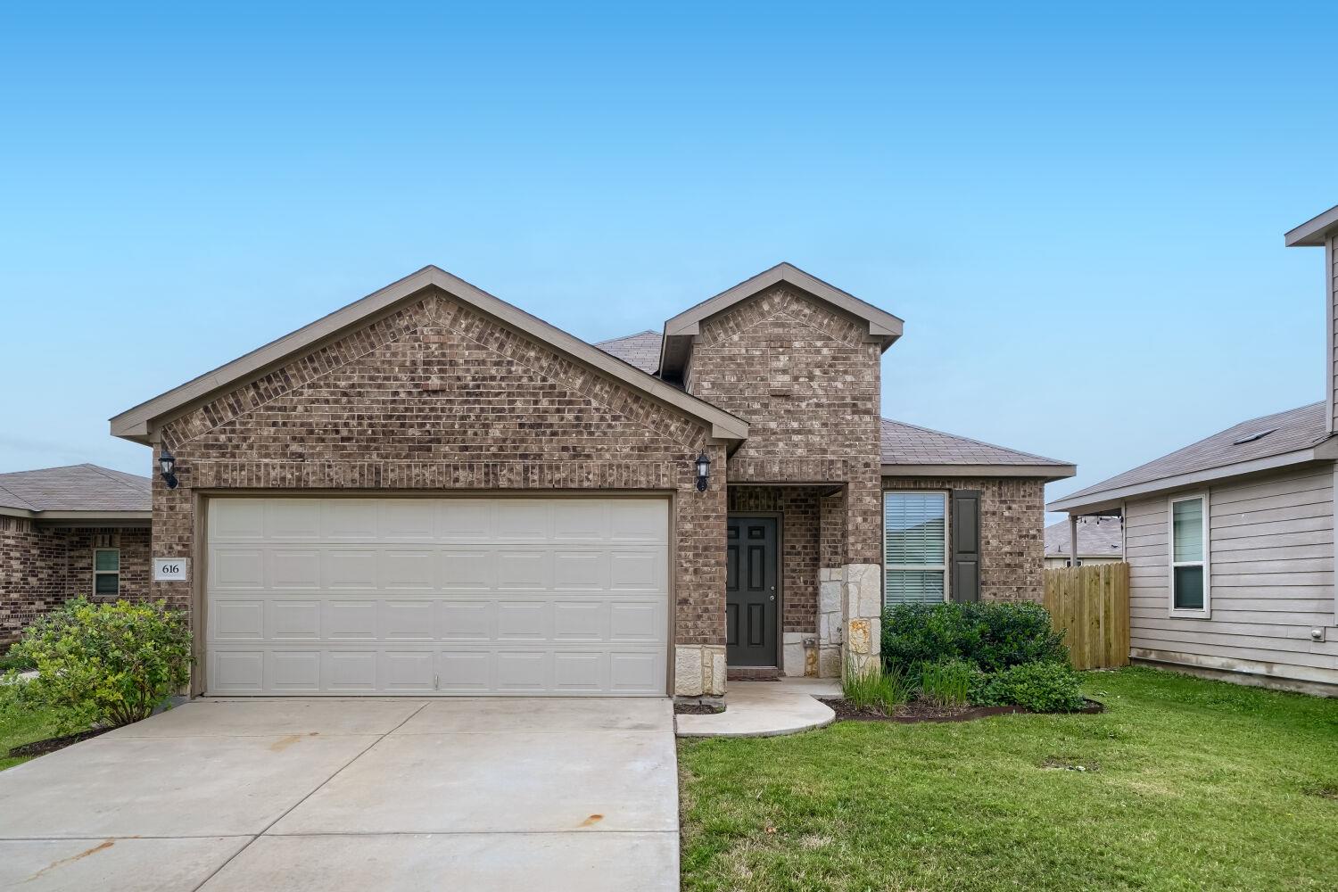 616 Sonterra Blvd, Jarrell, TX 76537