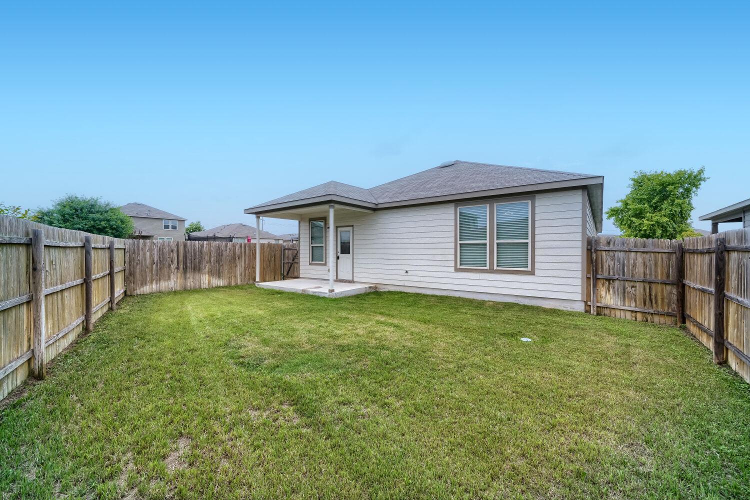 616 Sonterra Blvd, Jarrell, TX 76537