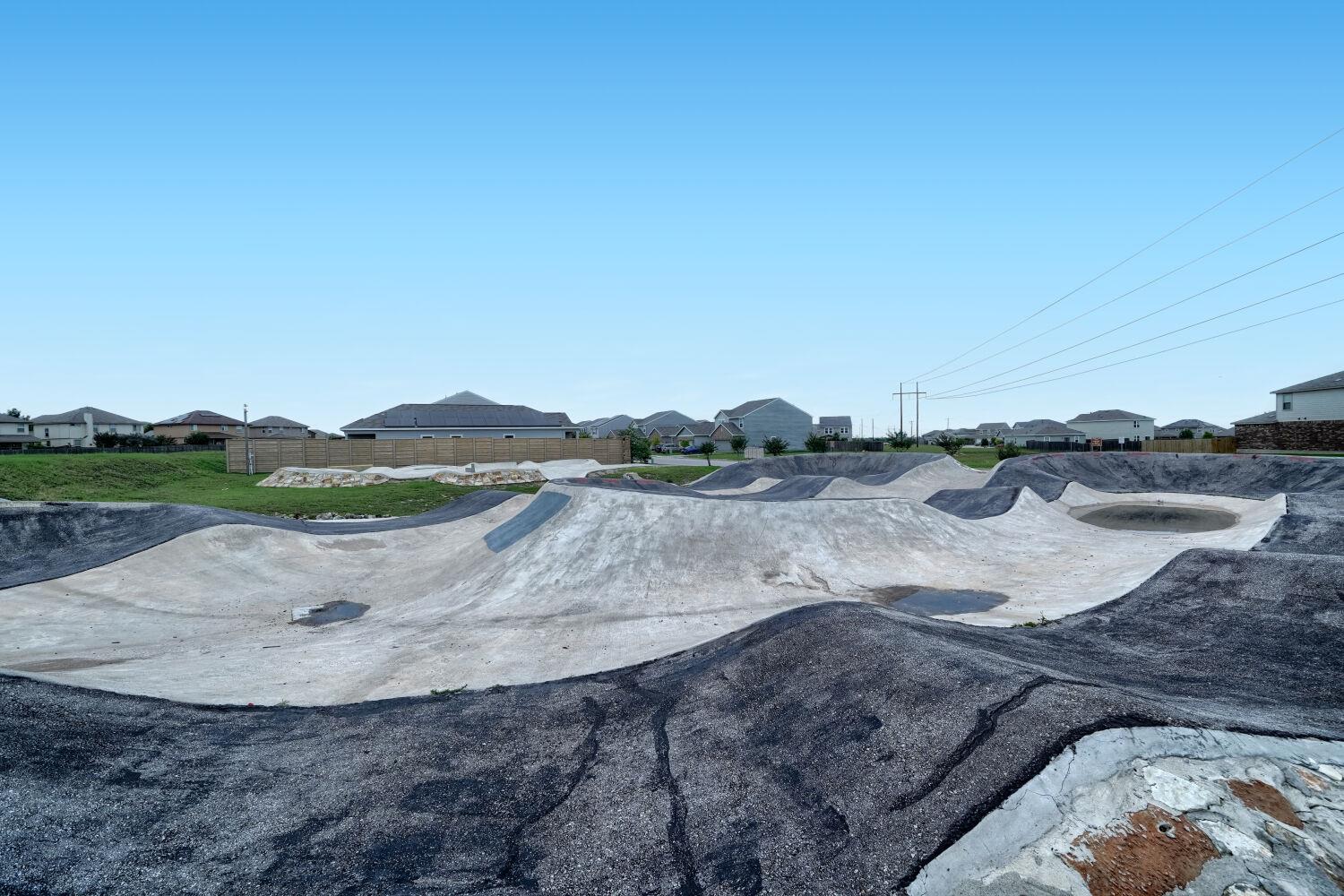 616 Sonterra Blvd, Jarrell, TX 76537