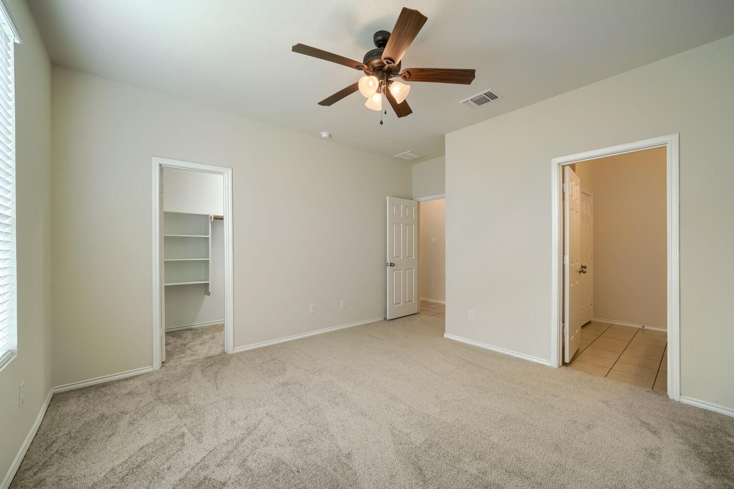 616 Sonterra Blvd, Jarrell, TX 76537