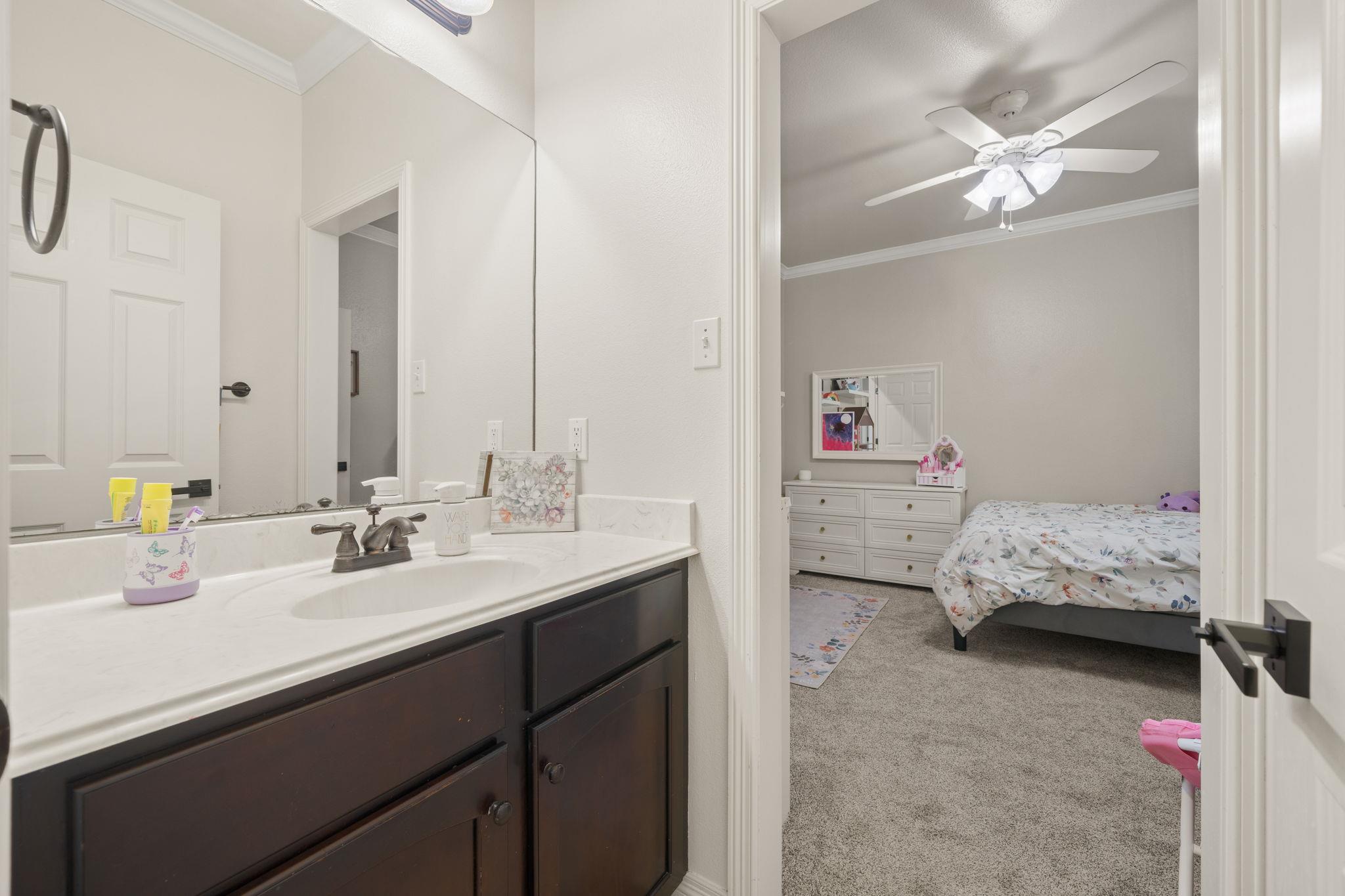 239 Eagle Landing Dr, Belton, TX 76513