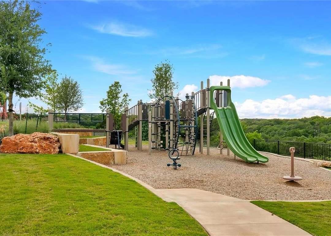 208 Wolf Springs Rd, Georgetown, TX 78628
