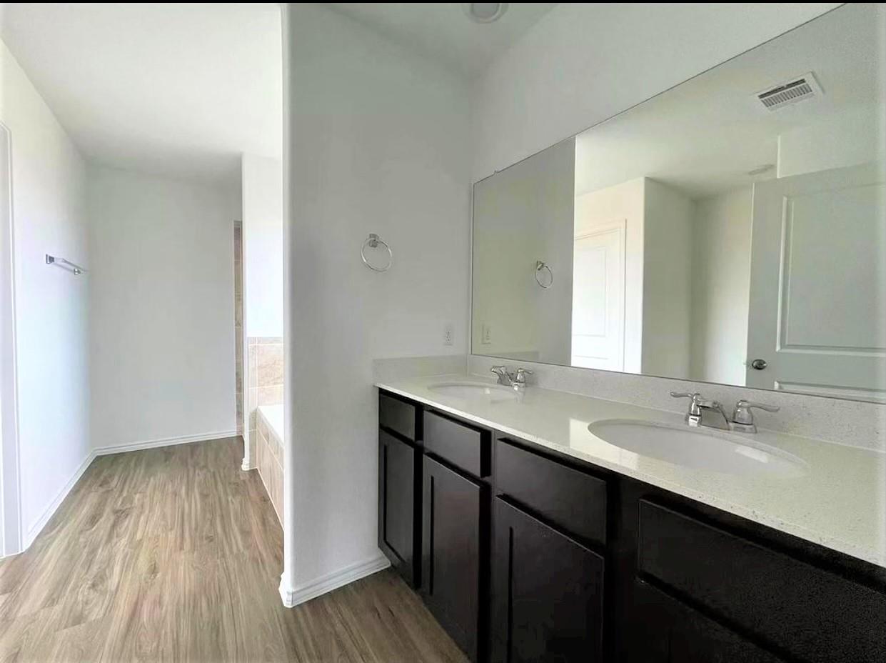 1007 Wolseley Cv, Hutto, TX 78634