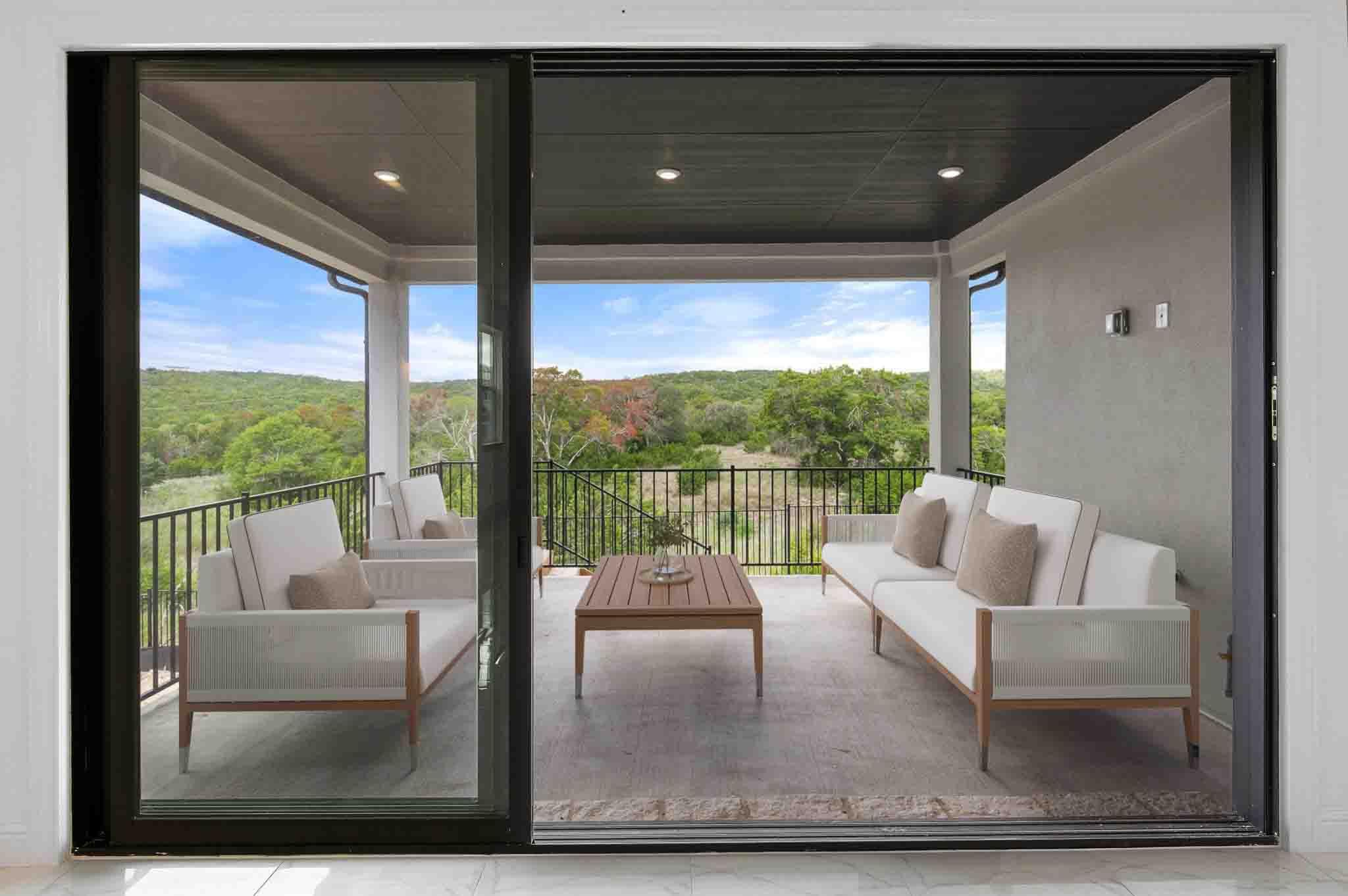 1045 Villa Rialto Vw, Leander, TX 78641