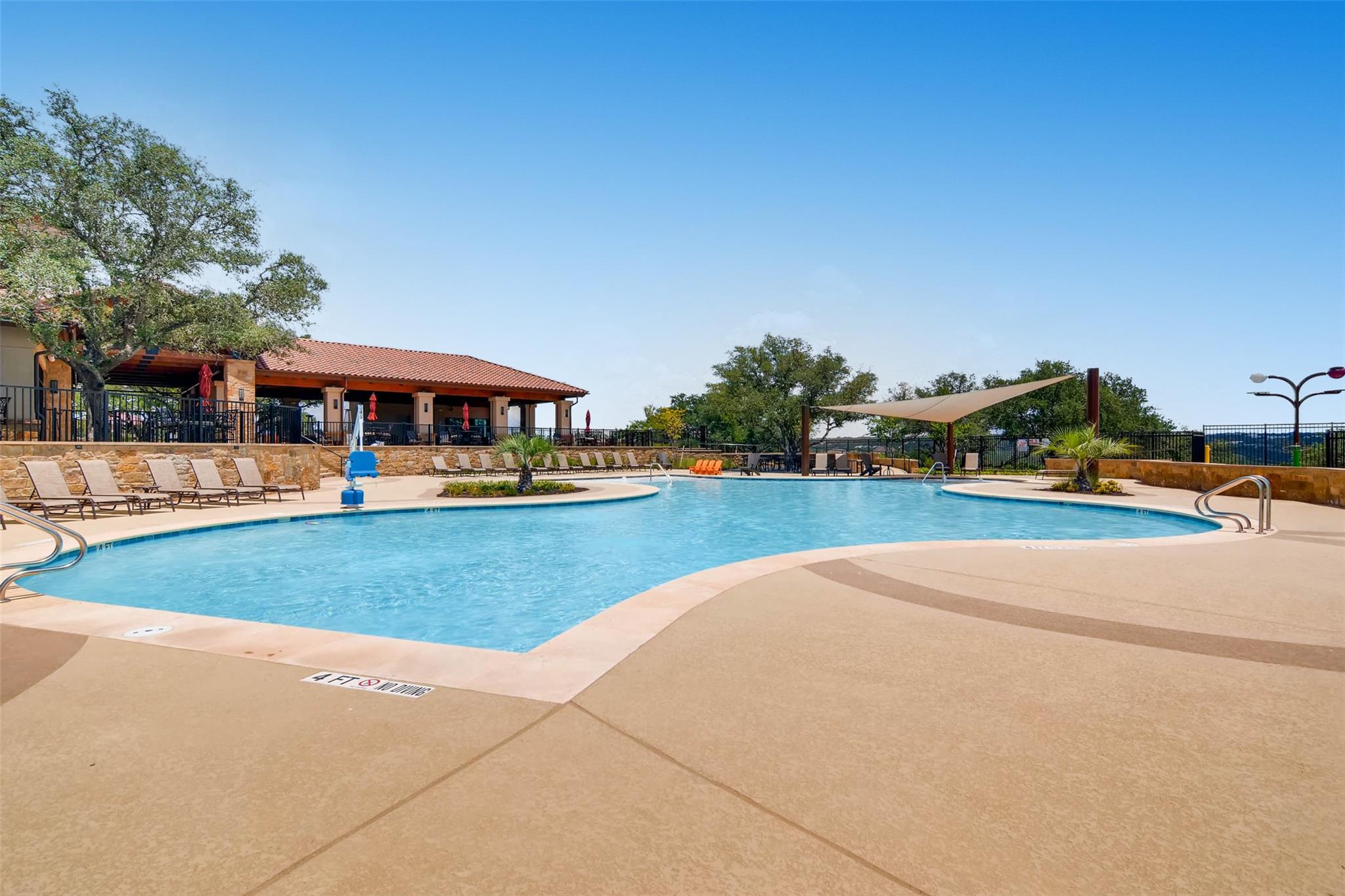 1045 Villa Rialto Vw, Leander, TX 78641