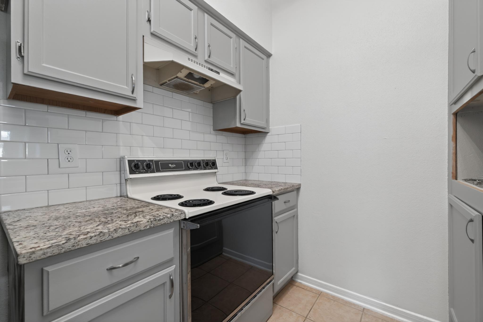 2450 Wickersham Ln # 801, Austin, TX 78741