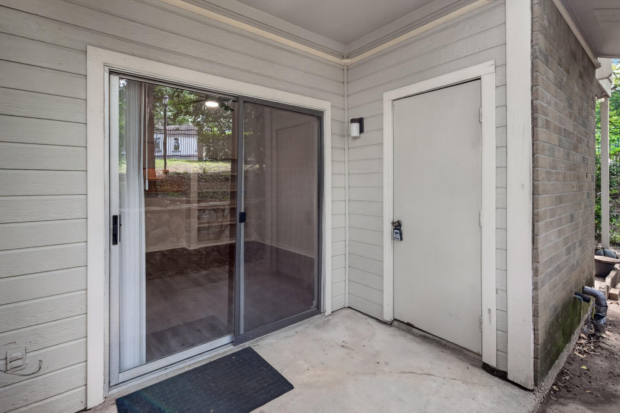 2450 Wickersham Ln # 801, Austin, TX 78741