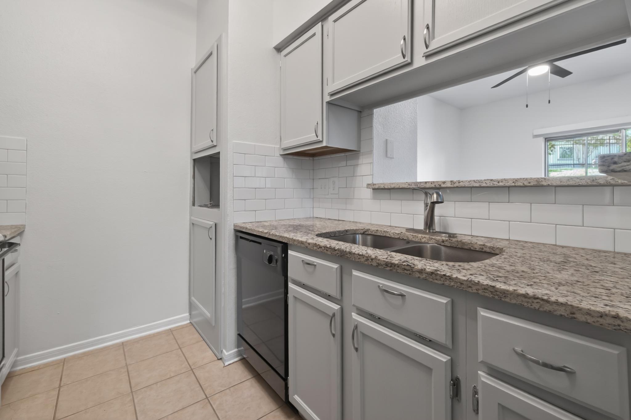 2450 Wickersham Ln # 801, Austin, TX 78741