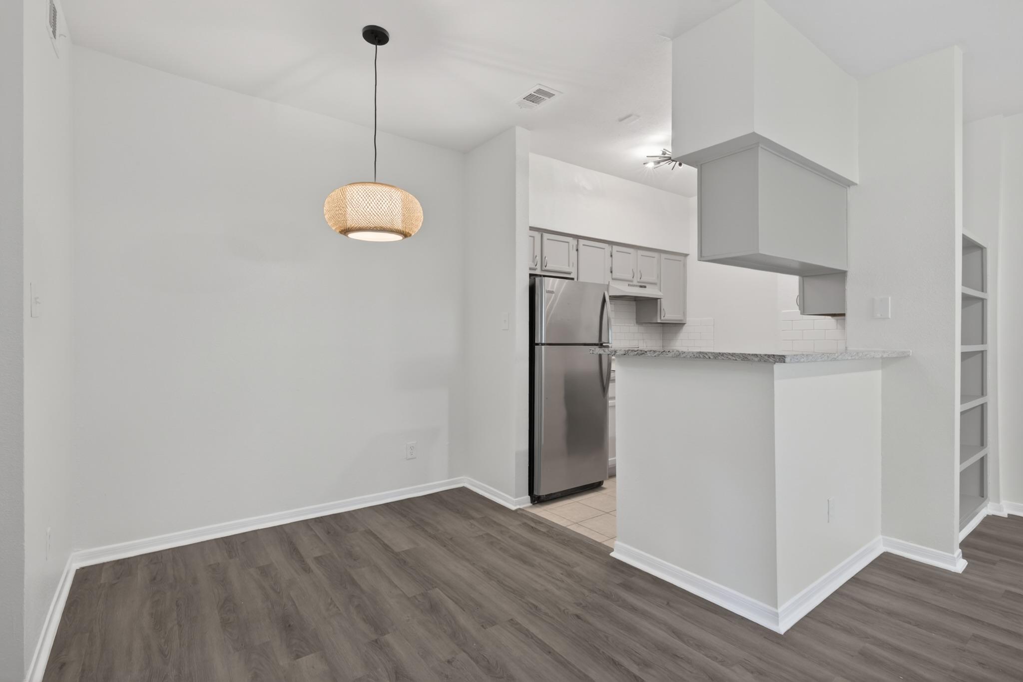 2450 Wickersham Ln # 801, Austin, TX 78741