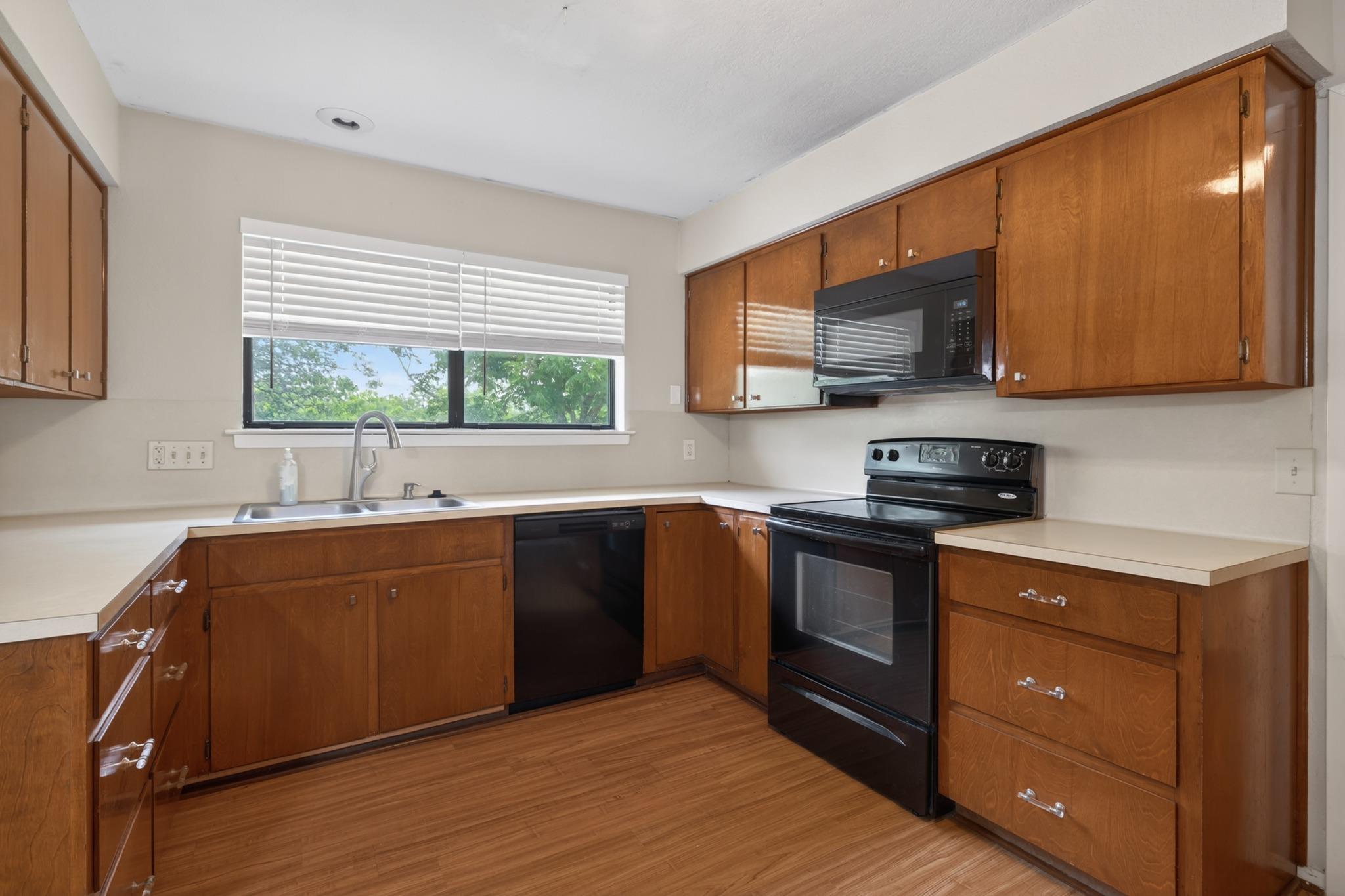 615 Old Manchaca Rd, Austin, TX 78748