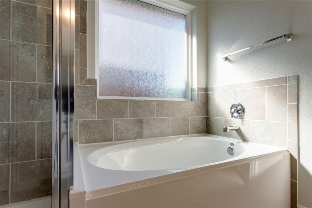 401 Inspiration Dr, Liberty Hill, TX 78642
