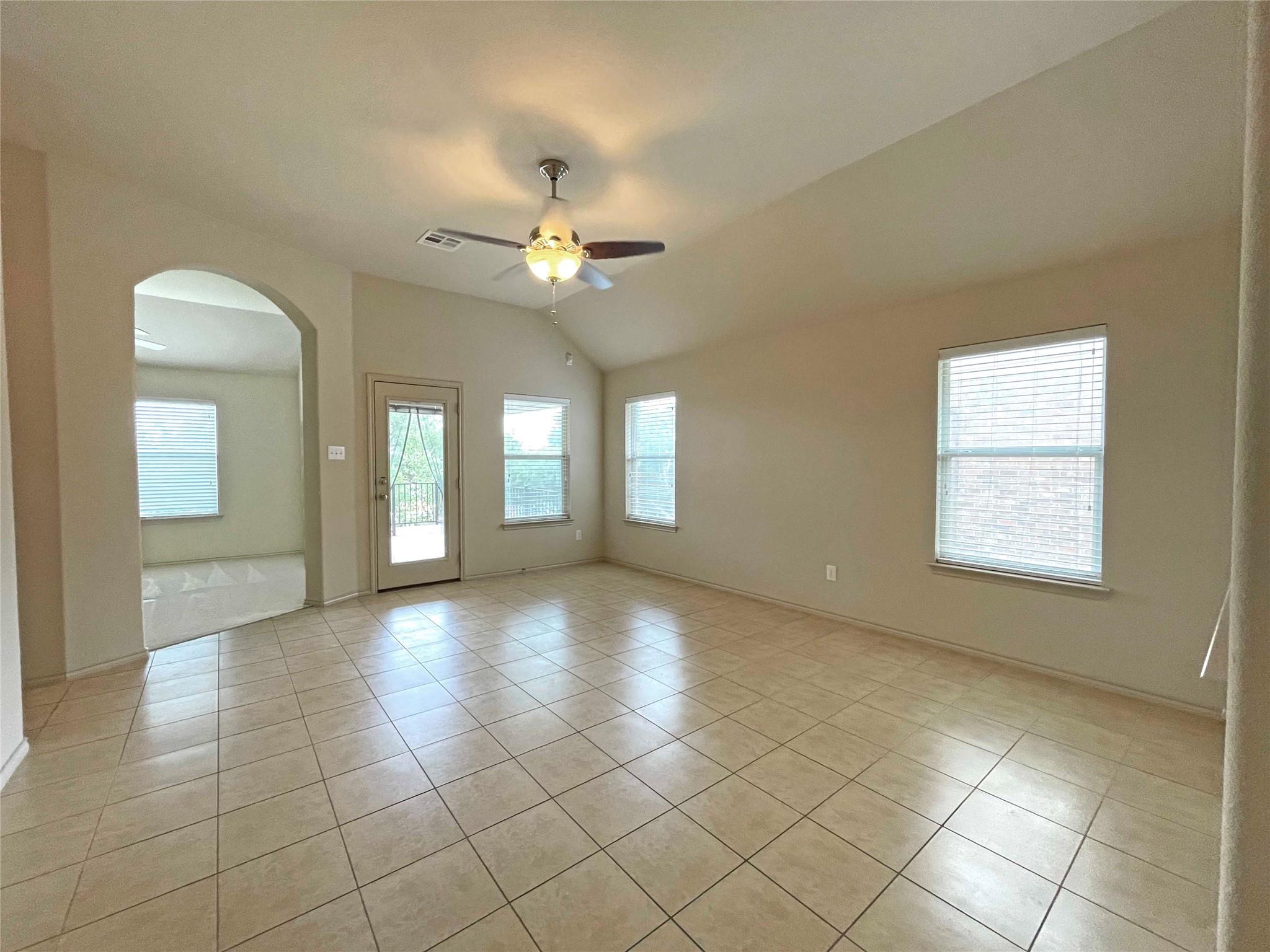 524 Cameron Cv, Cedar Park, TX 78613