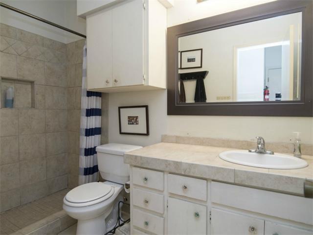 612 Park Pl # 205, Austin, TX 78705