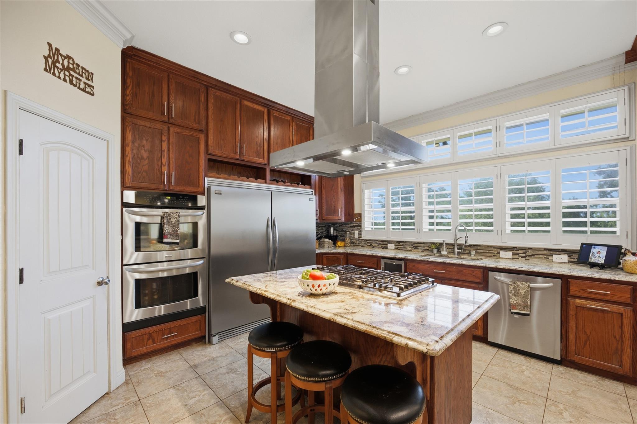 2936 FM 1704, Elgin, TX 78621