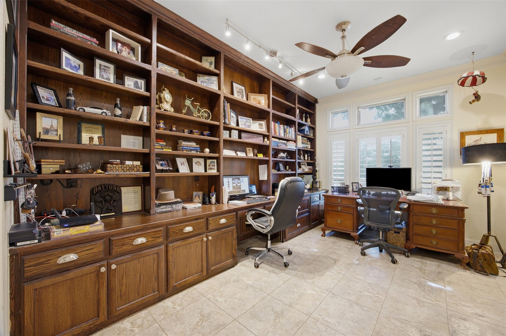 2936 FM 1704, Elgin, TX 78621