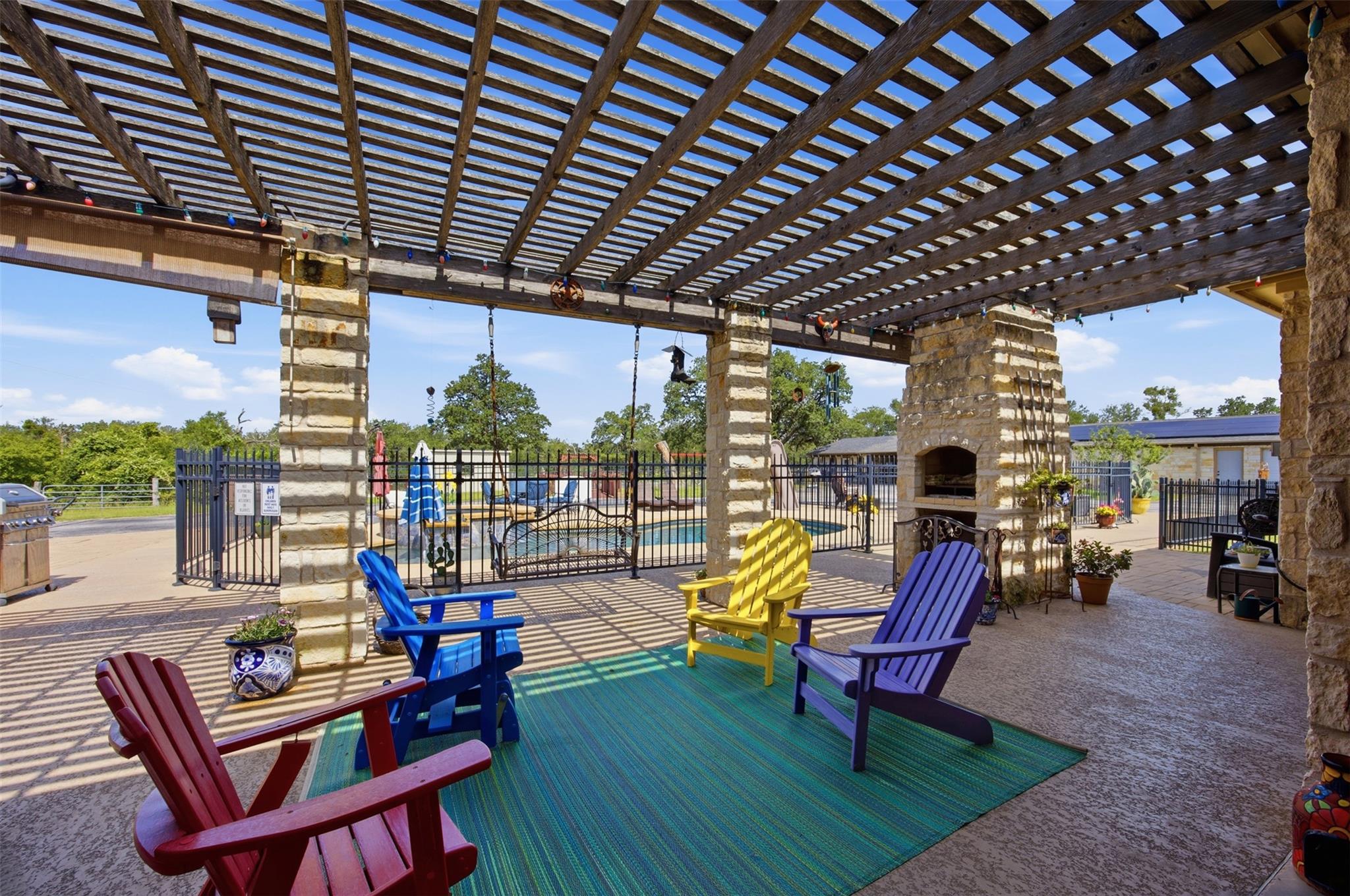 2936 FM 1704, Elgin, TX 78621