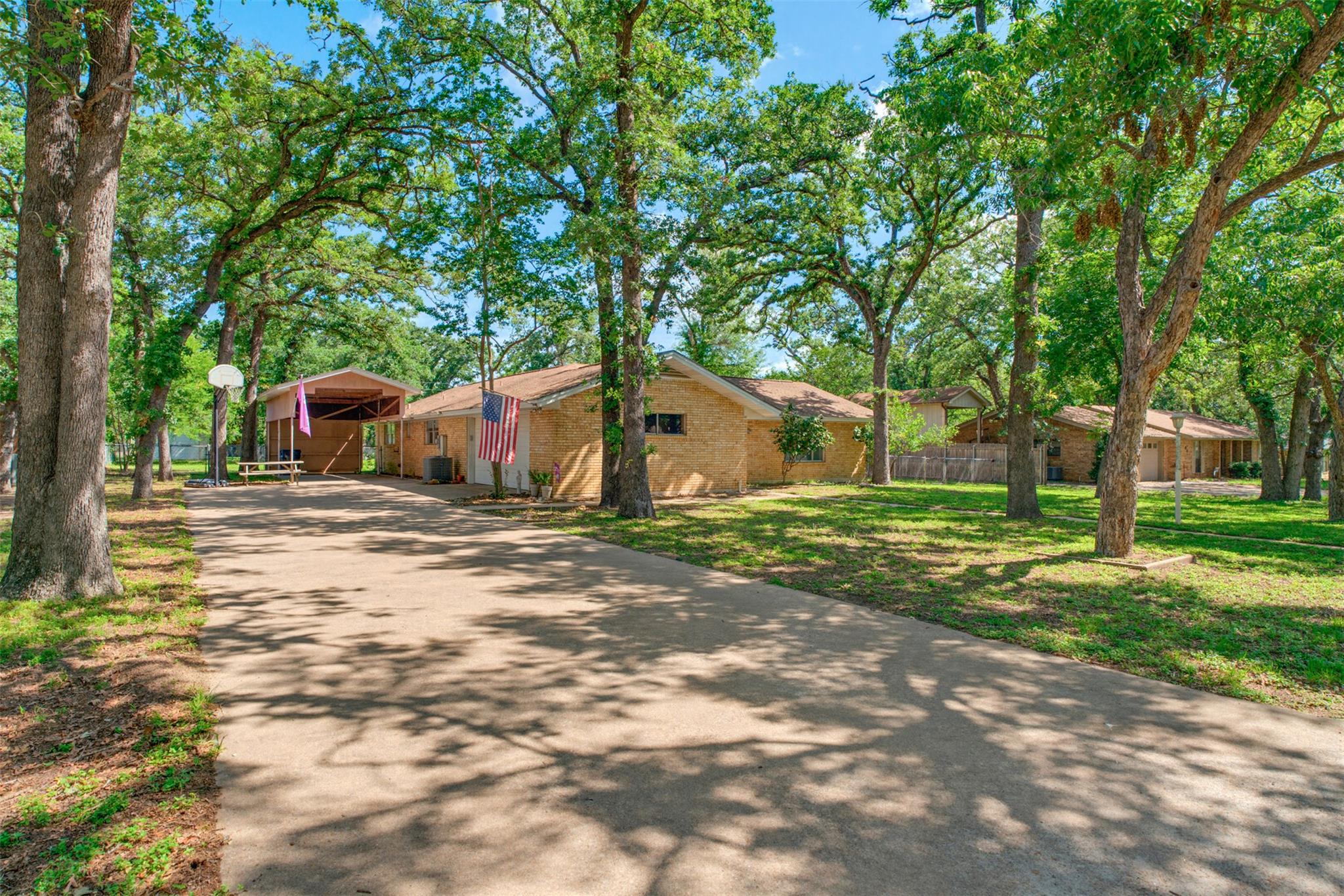 1700 O'Kelley Rd, Rockdale, TX 76567