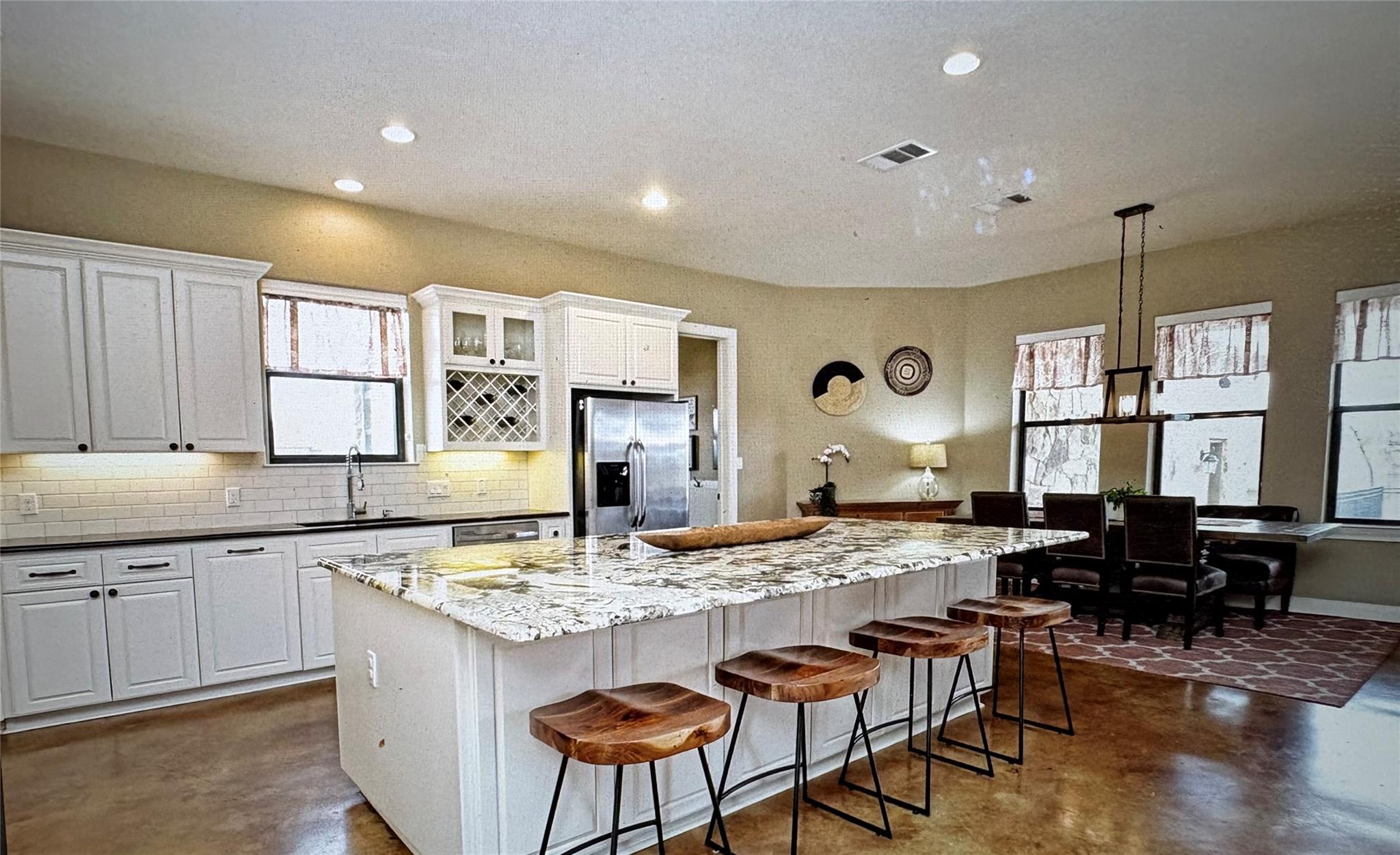 126 Packsaddle Dr, Bastrop, TX 78602