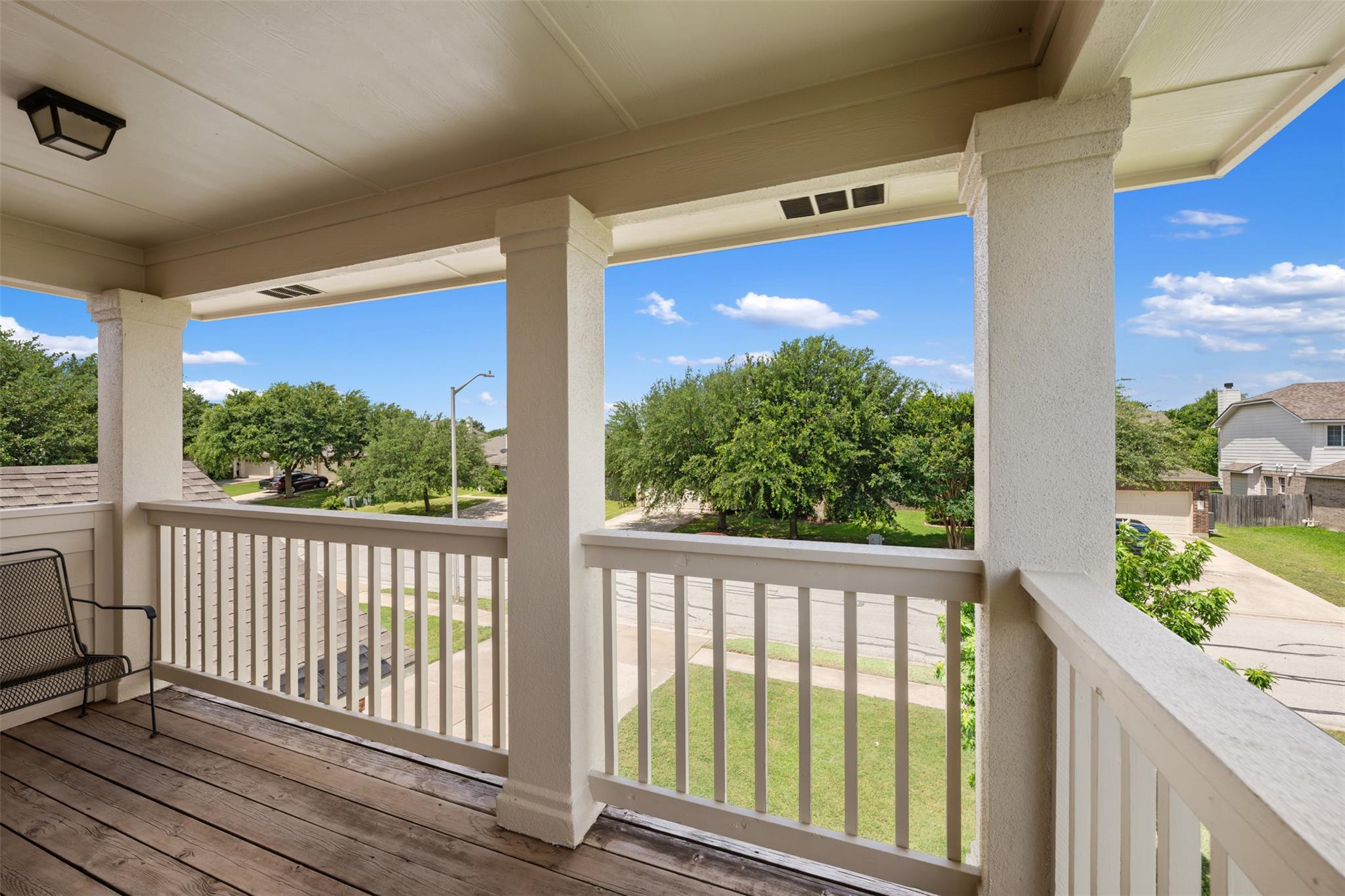 1104 Henderson Dr, Leander, TX 78641