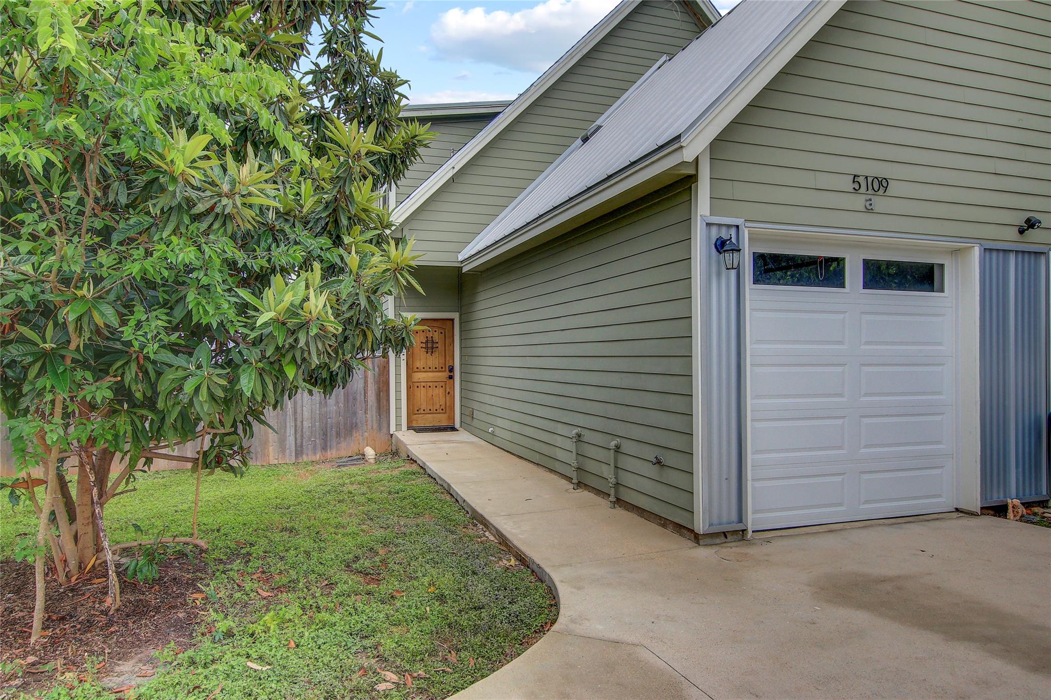 5109 Lott Ave # AA, Austin, TX 78721