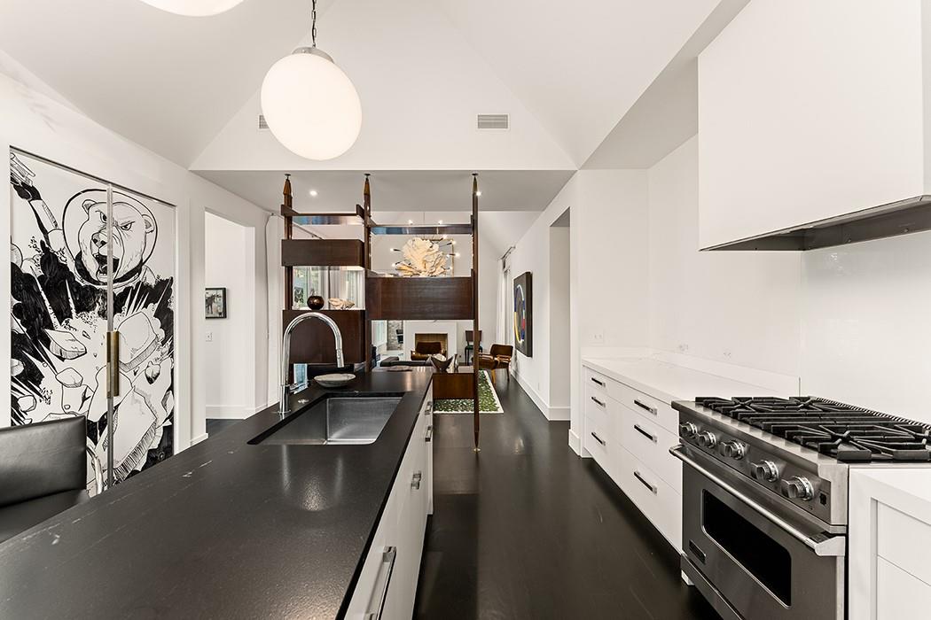 1803 Palma Plz, Austin, TX 78703