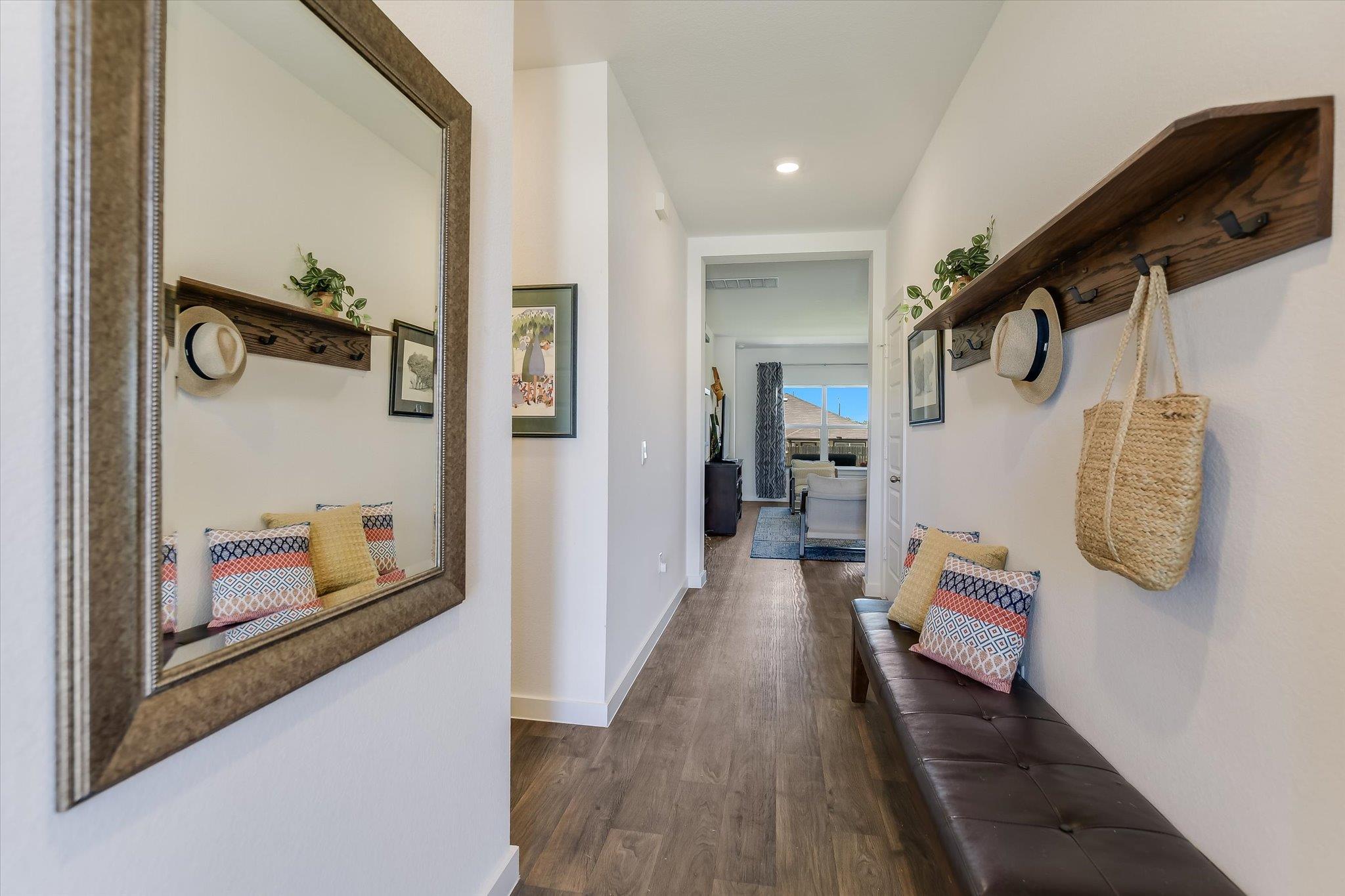 308 Pedernales Ln, Hutto, TX 78634