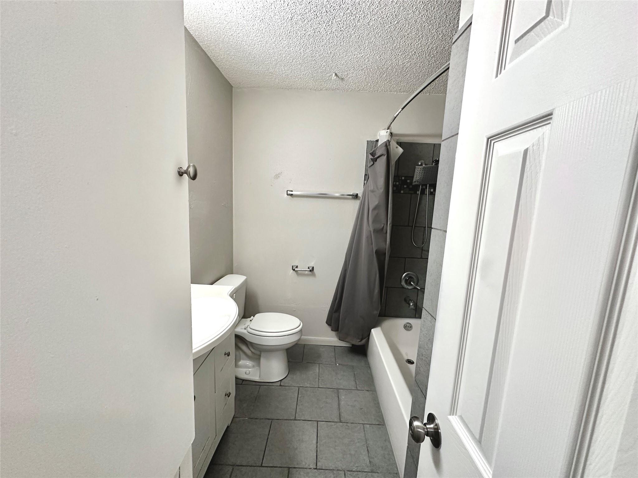 3822 Southway Dr # 102, Austin, TX 78704